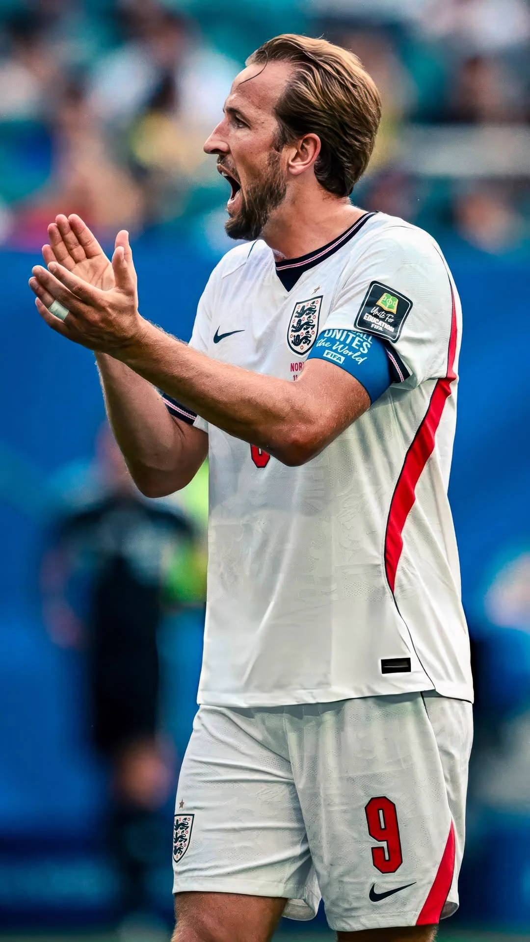 1080x1920 Football Wallpaper on X: └
