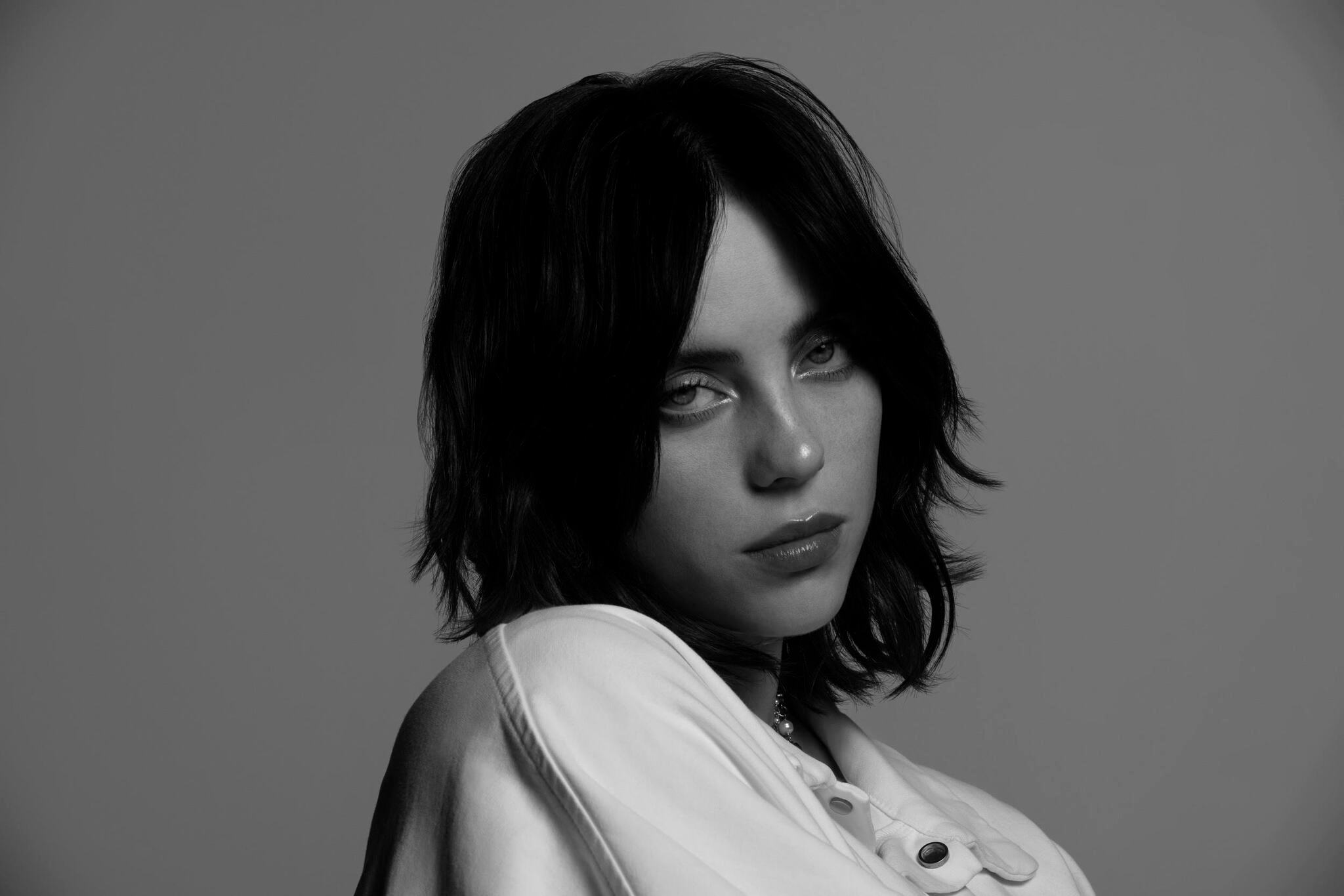 2048x1366 Billie Eilish encourages fans to vote in midterms