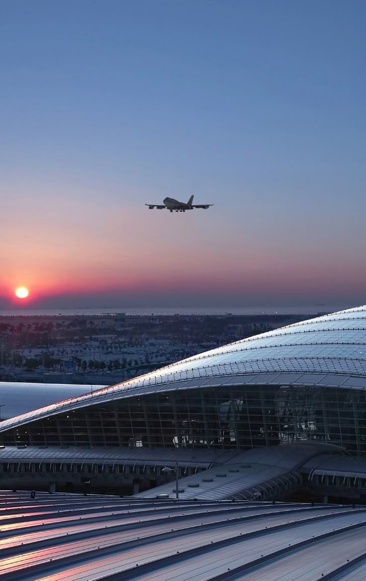 736x1168 Incheon International Airport, South Korea