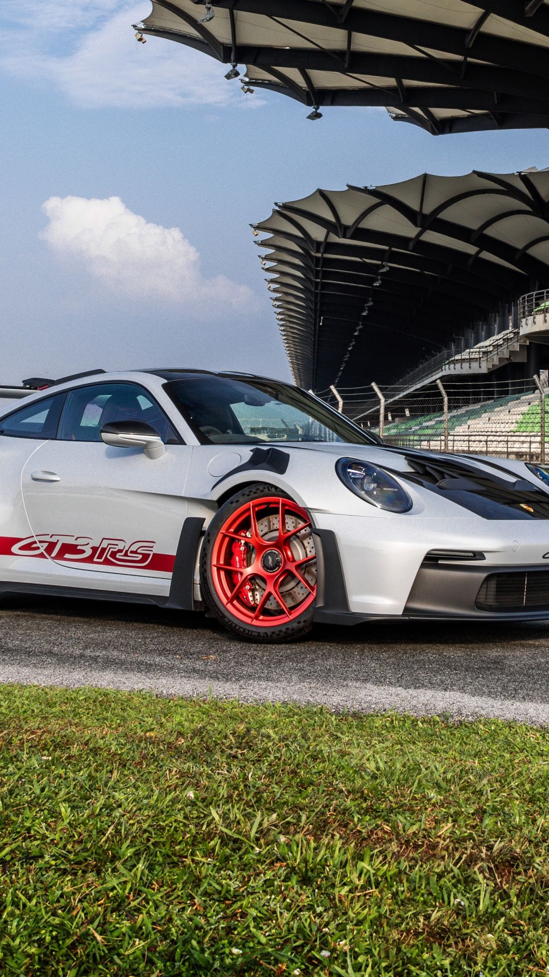 1080x1920 Porsche 911 GT3 RS Weissach package 2023 8K Wallpaper