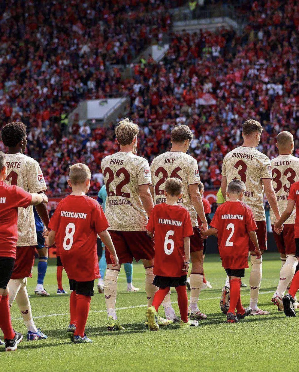 1179x1468 1. FC Kaiserslautern On X: Wallpaper Wednesday In Der Herz Der Pfalz Edition ♥️ Jetzt Auf Zum Downloaden