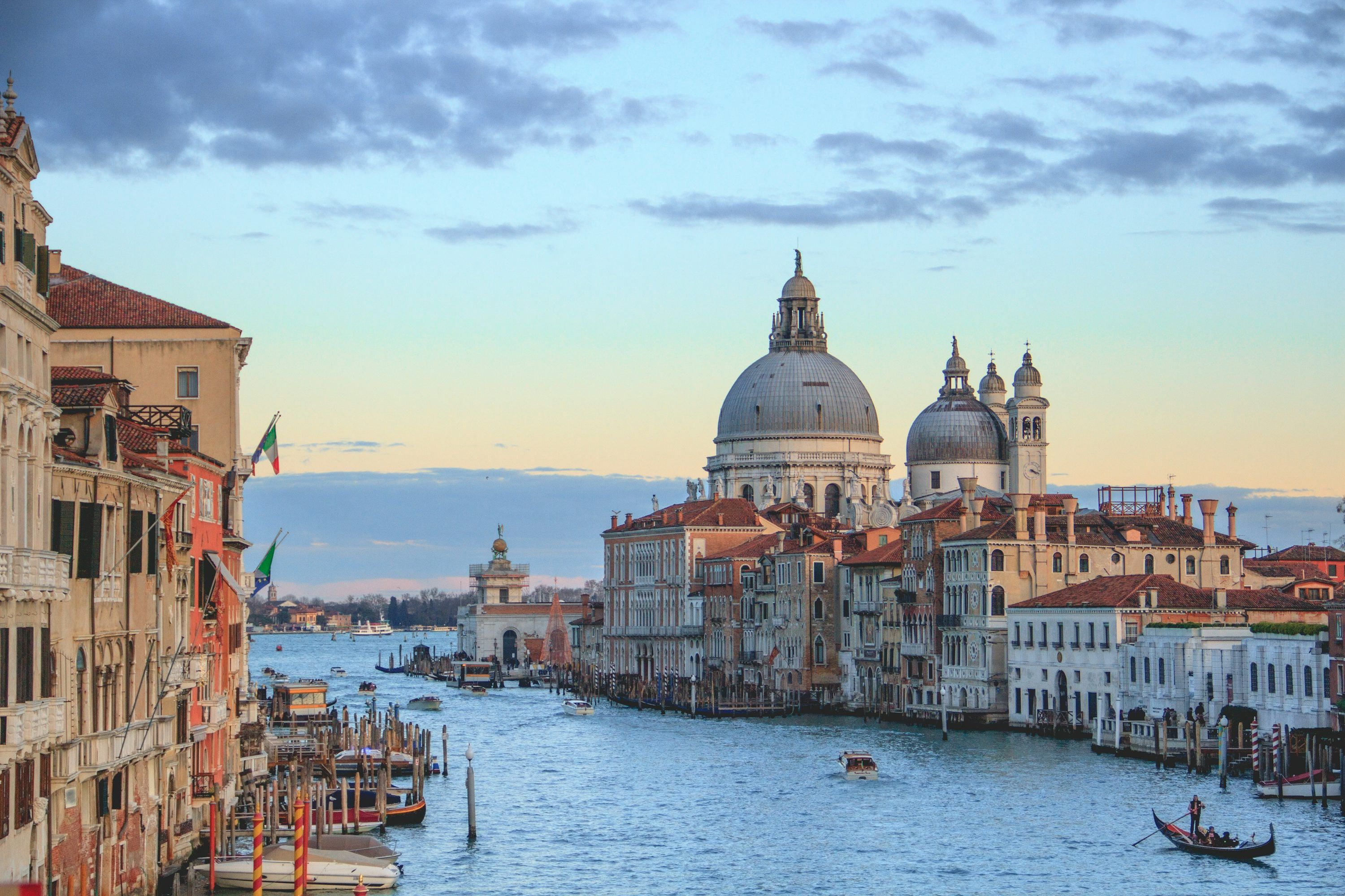 3000x2000 Veneto Picture. Download Free Image