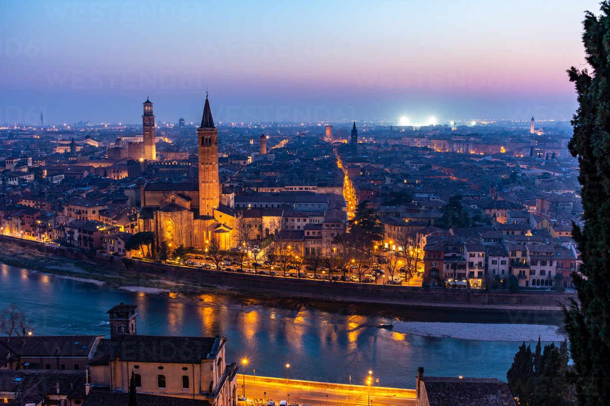 1232x821 Beautiful sunset view of Verona, Veneto region, Italy, Europe