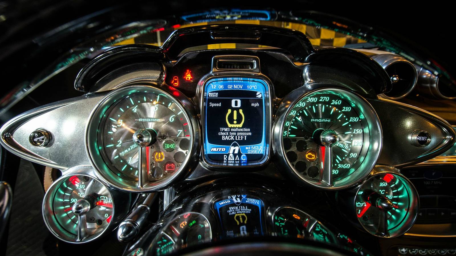 1600x900 Weird & Wonderful Gauge Clusters