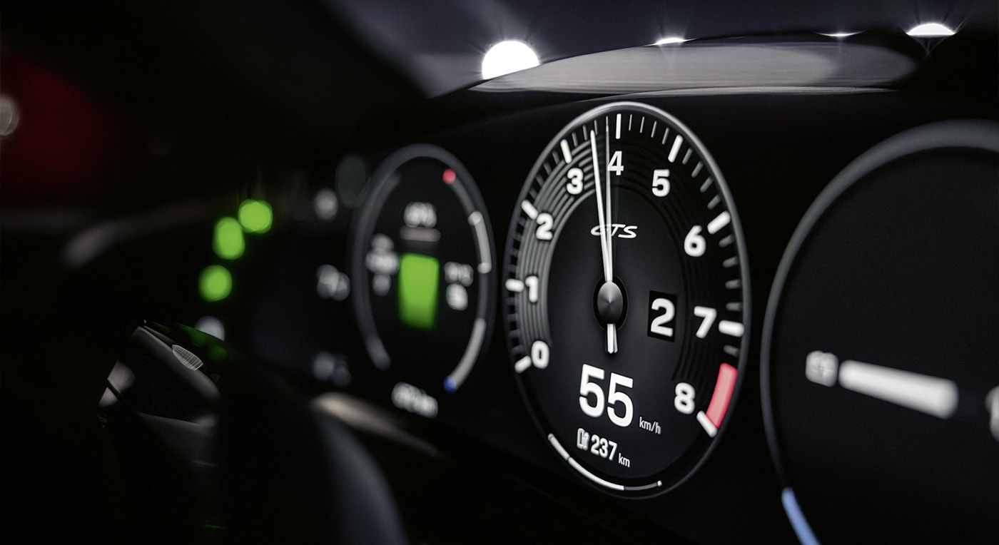 1400x764 Porsche Taycan Launch: Specs, Price & E Shift AI
