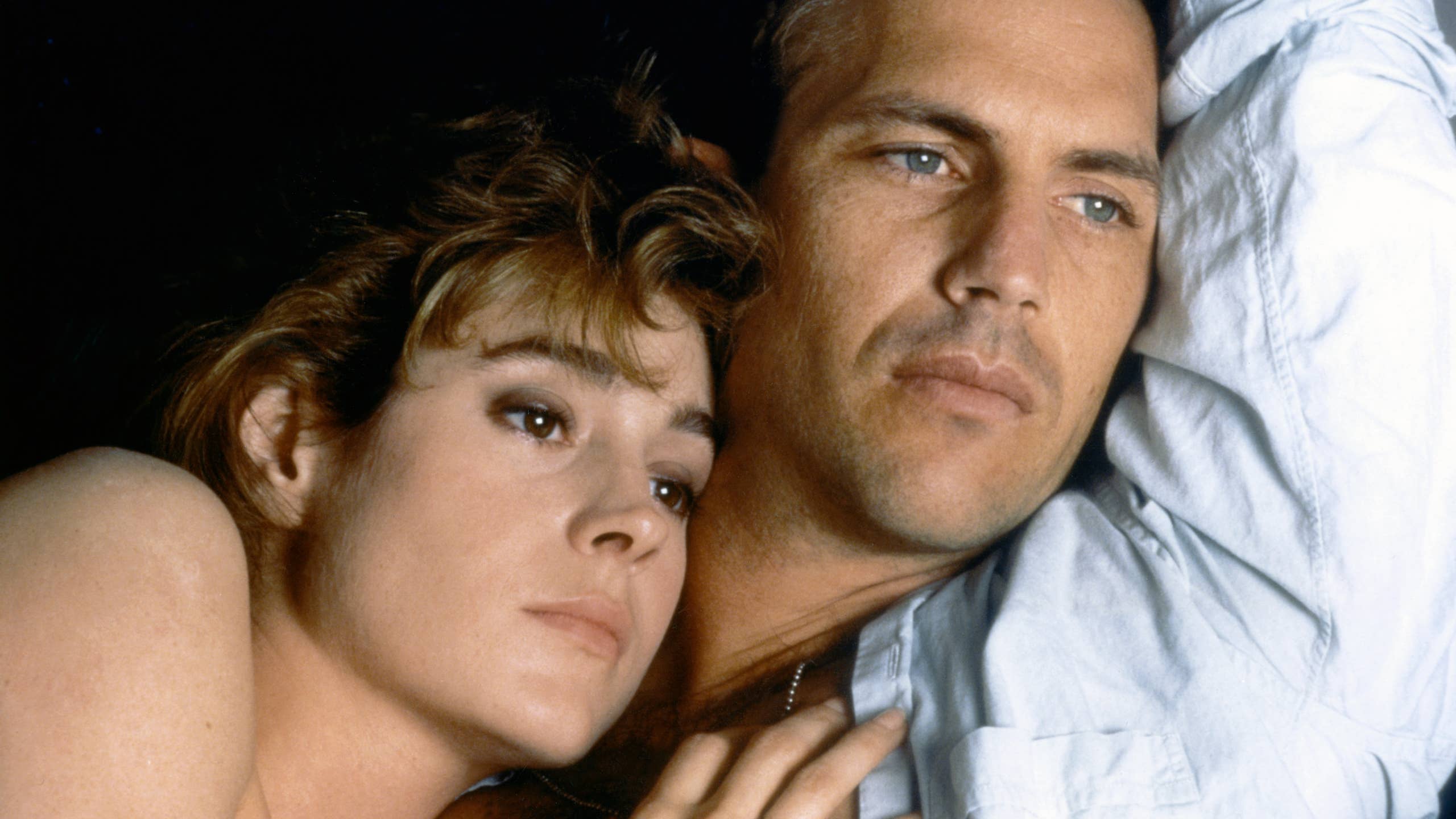 2560x1440 Rarely Seen '80s Bombshell, Is Nearly Unrecognizable