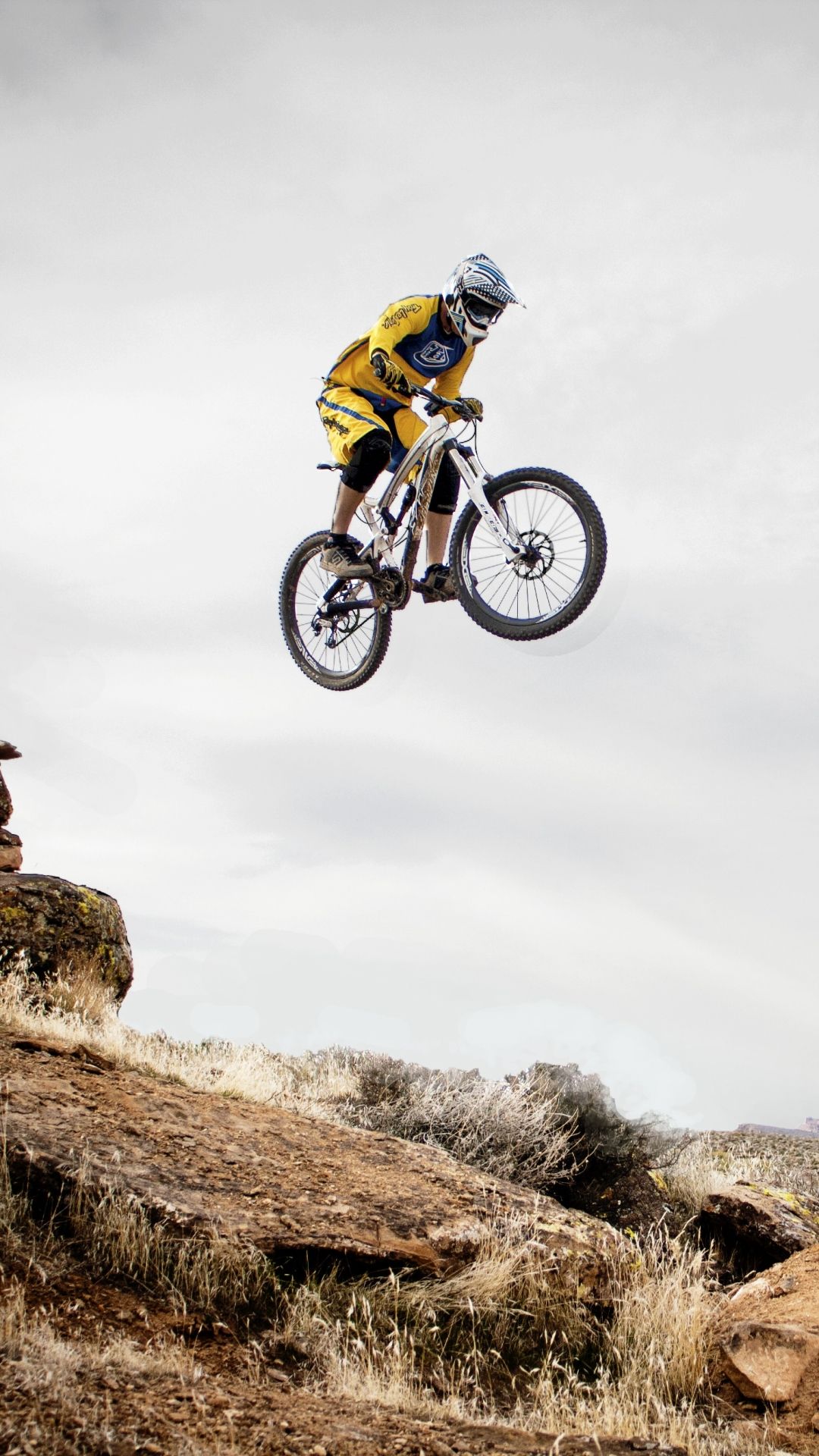 1080x1920 Phone wallpaper: Bike, Mountain Bike, Sports, Bicycle, Jump, Sport 1311944