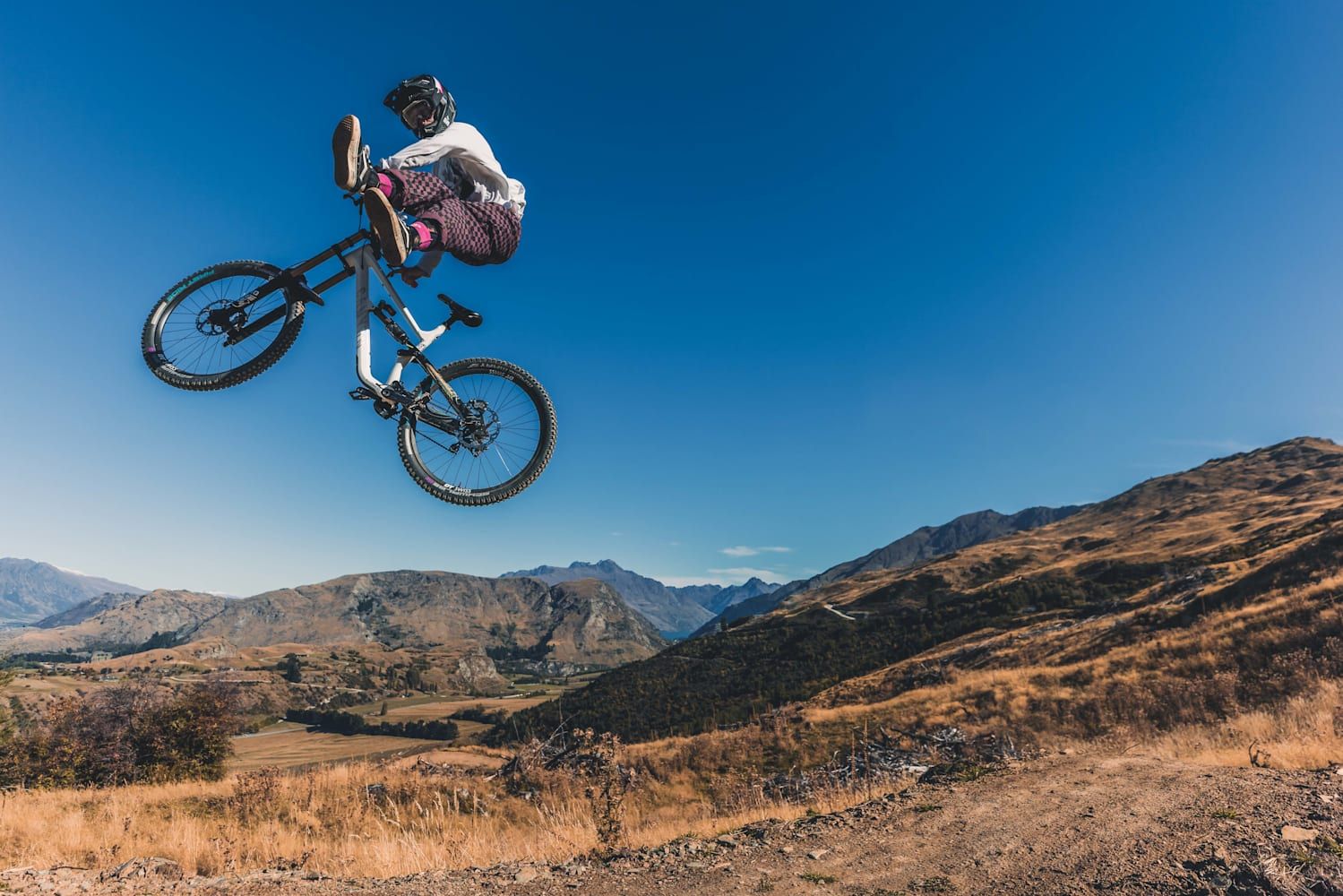 1499x1000 The Road to Rotorua with freerider Kaos Seagrave