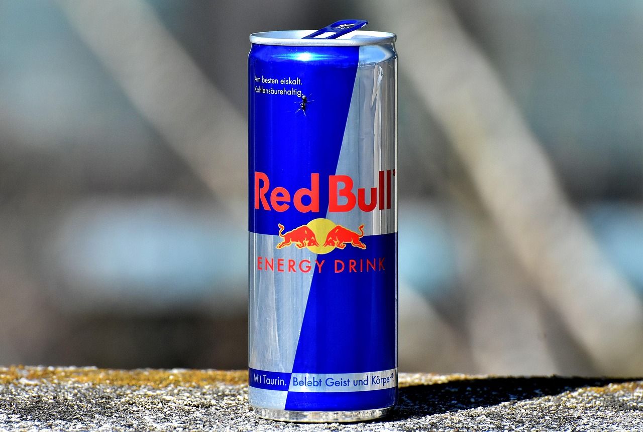 1280x859 Free Red Bull Energy Drink & Wine Image