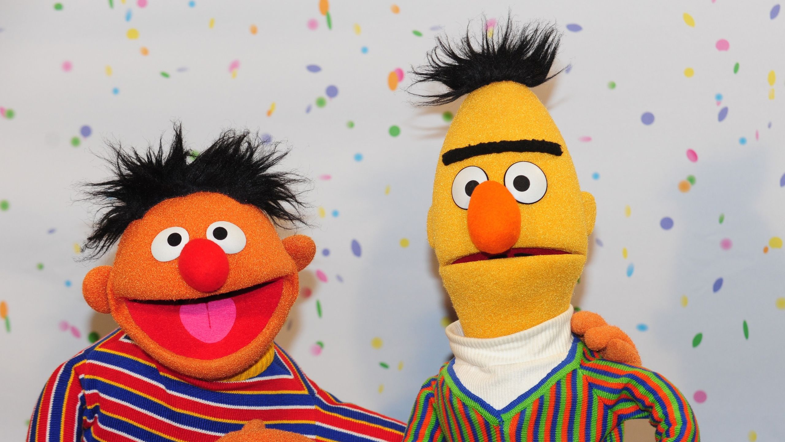 2560x1440 Bert and Ernie From Sesame Street May Not Be Gay, But Why Are We So Quick to Clarify?
