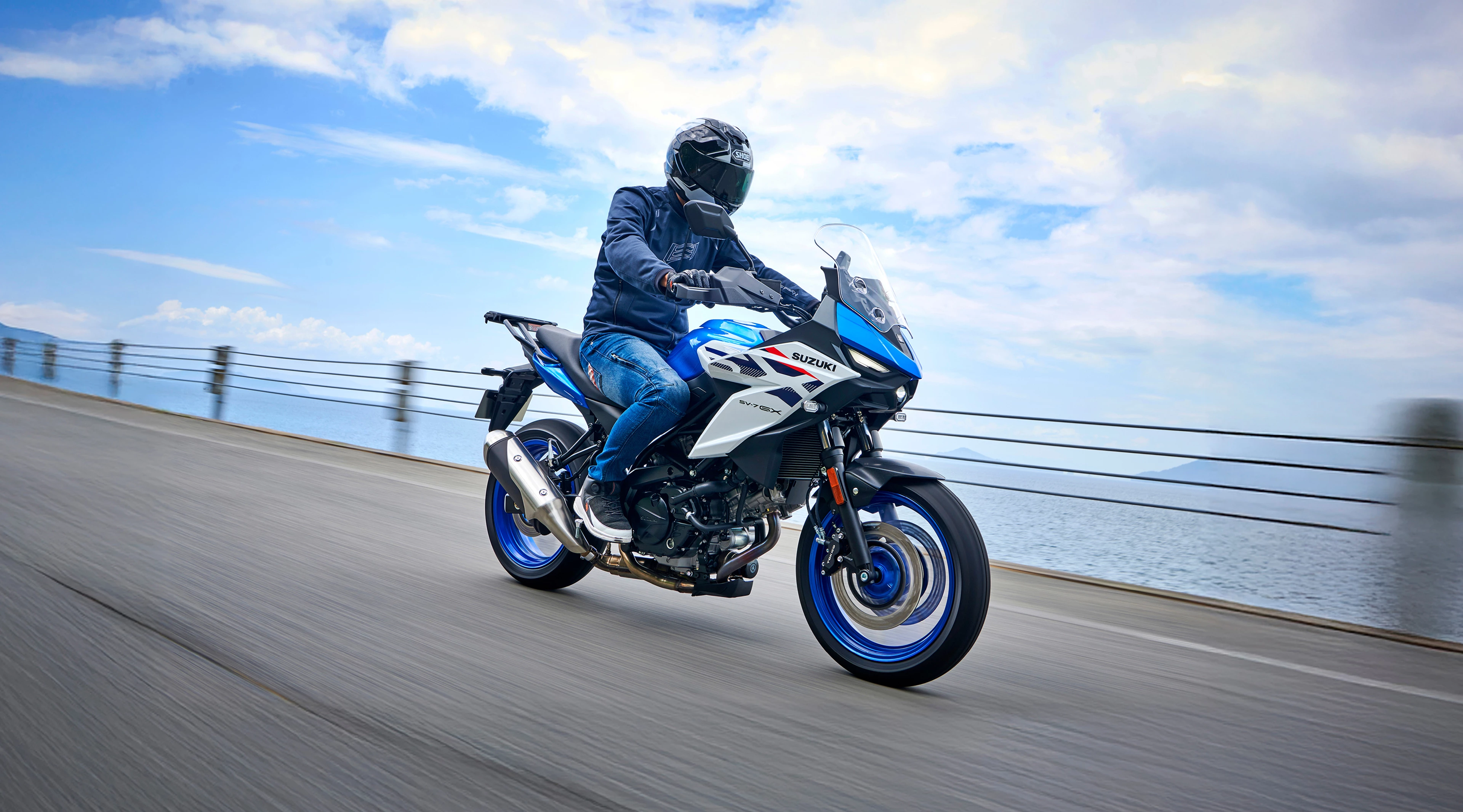 3840x2133 Suzuki SV 7GX. Suzuki Bikes UK