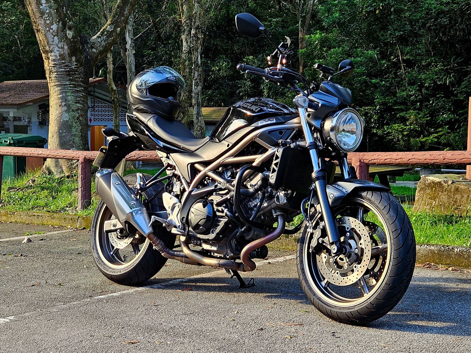 1600x1200 NO NAME's SUZUKI SV650 Custom