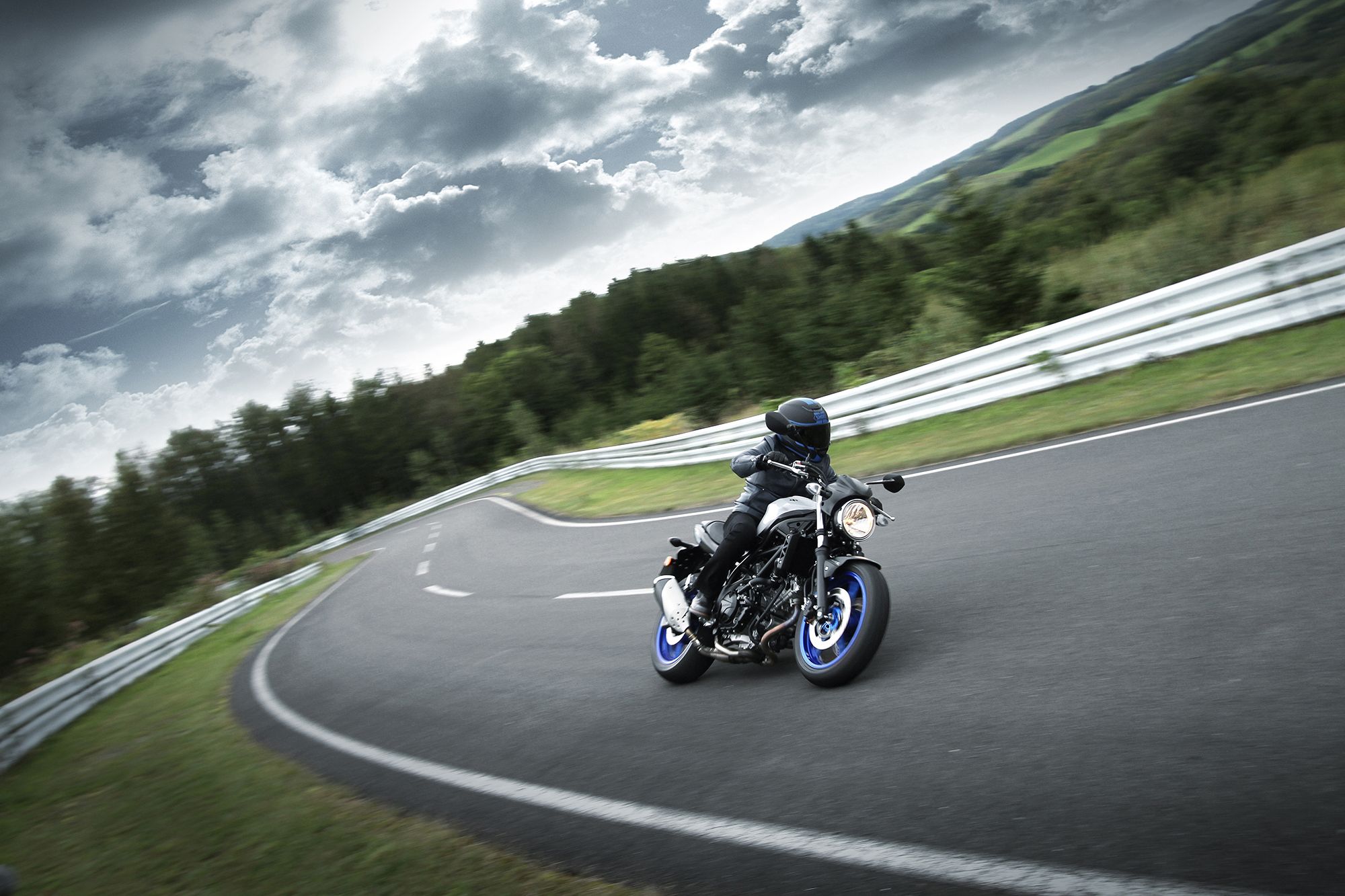 2000x1333 Suzuki SV650 Pricing and Availability Announced