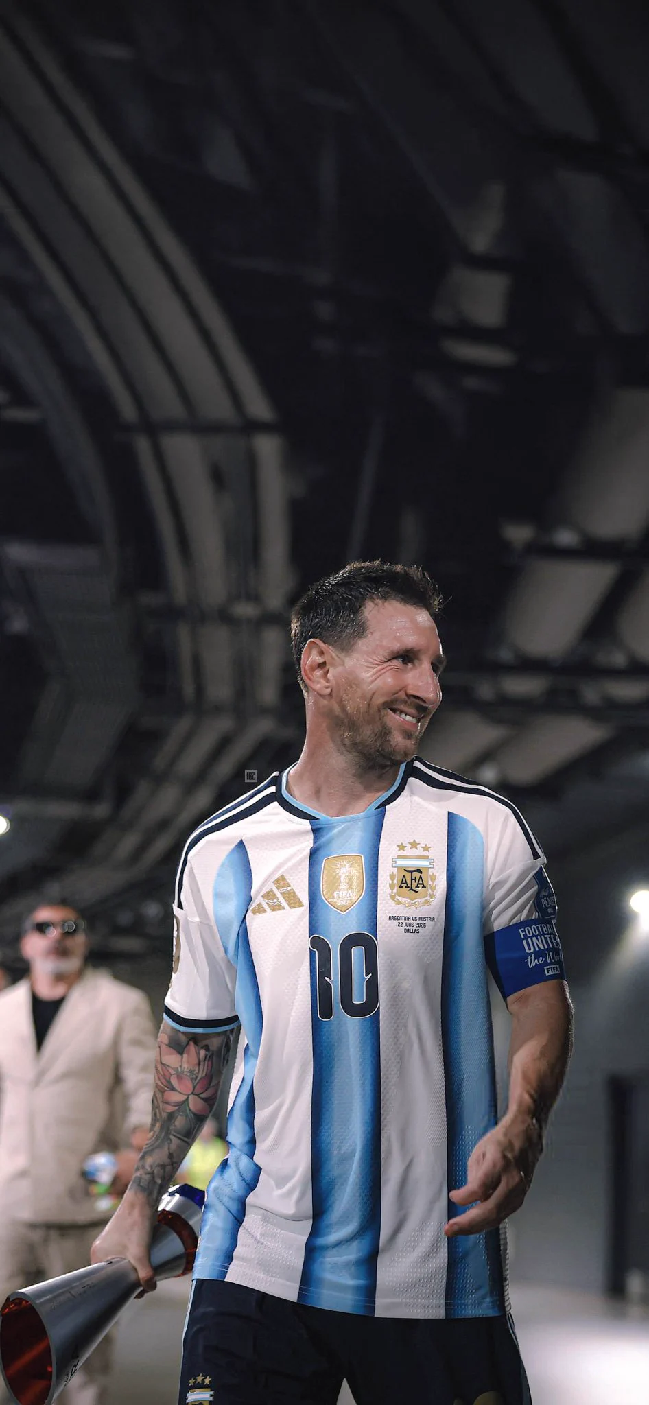 946x2048 Football Wallpaper on X: └