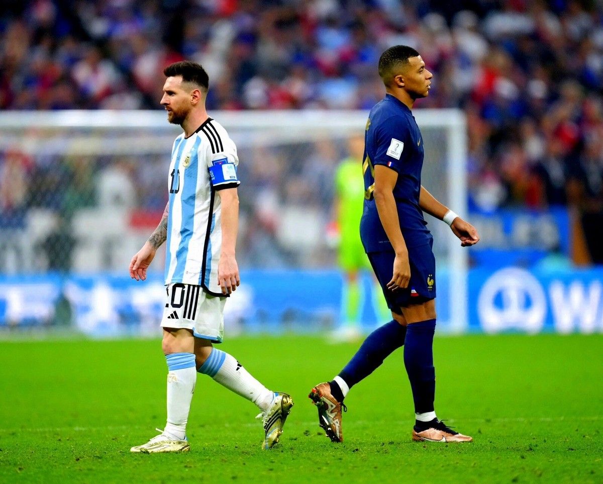 1200x962 Photo LIONEL “LEO” MESSI KYLIAN MBAPPE Argentina France World Cup Soccer