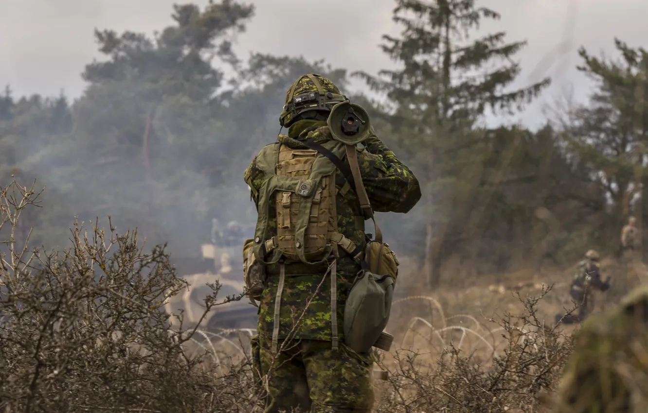 1332x850 Free army, soldiers, Canadian Armed Forces wallpaper for desktop and phone