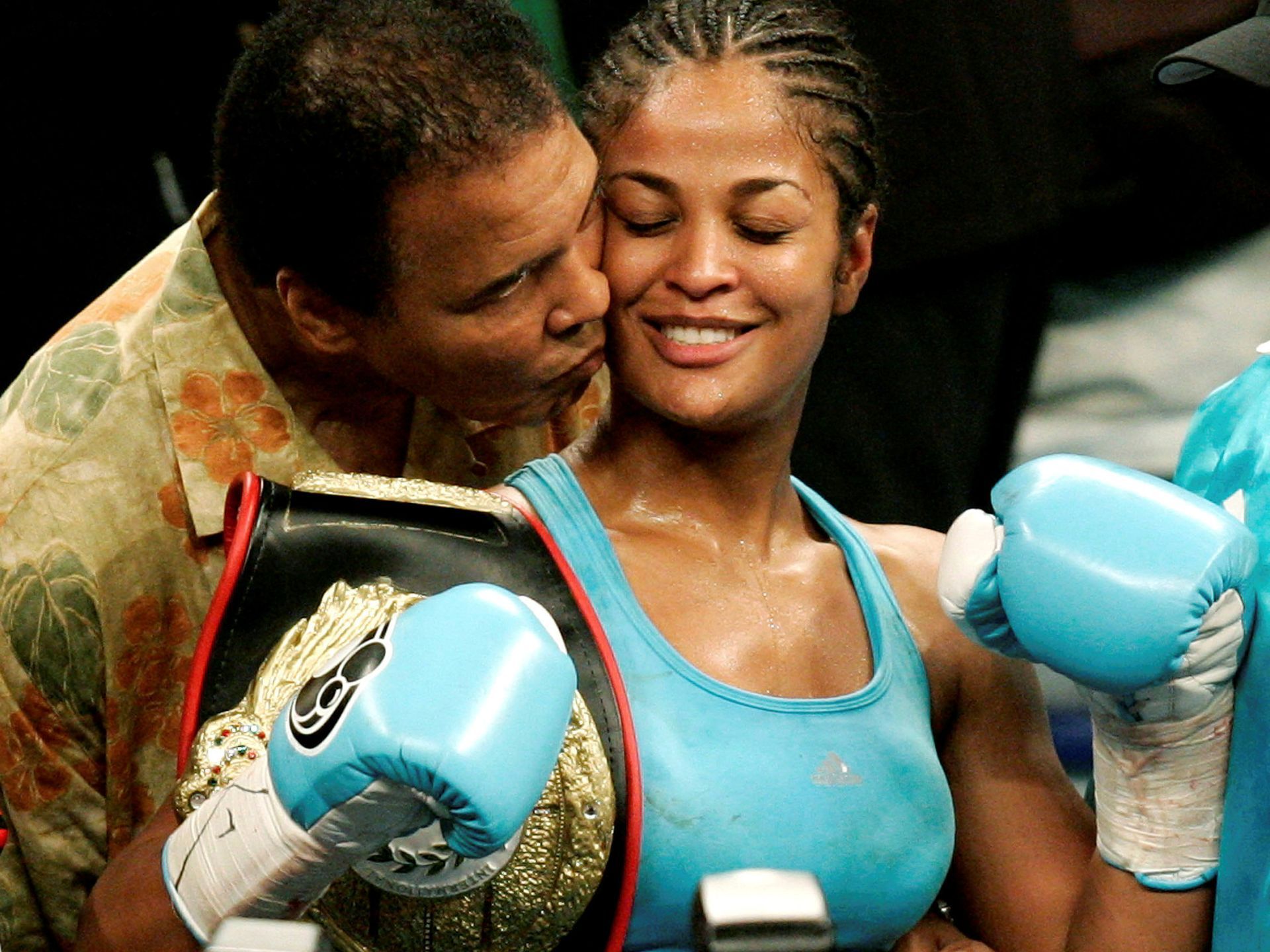 1920x1440 Who is Laila Ali? Retired unbeaten boxer and daughter of boxing great Muhammad Ali