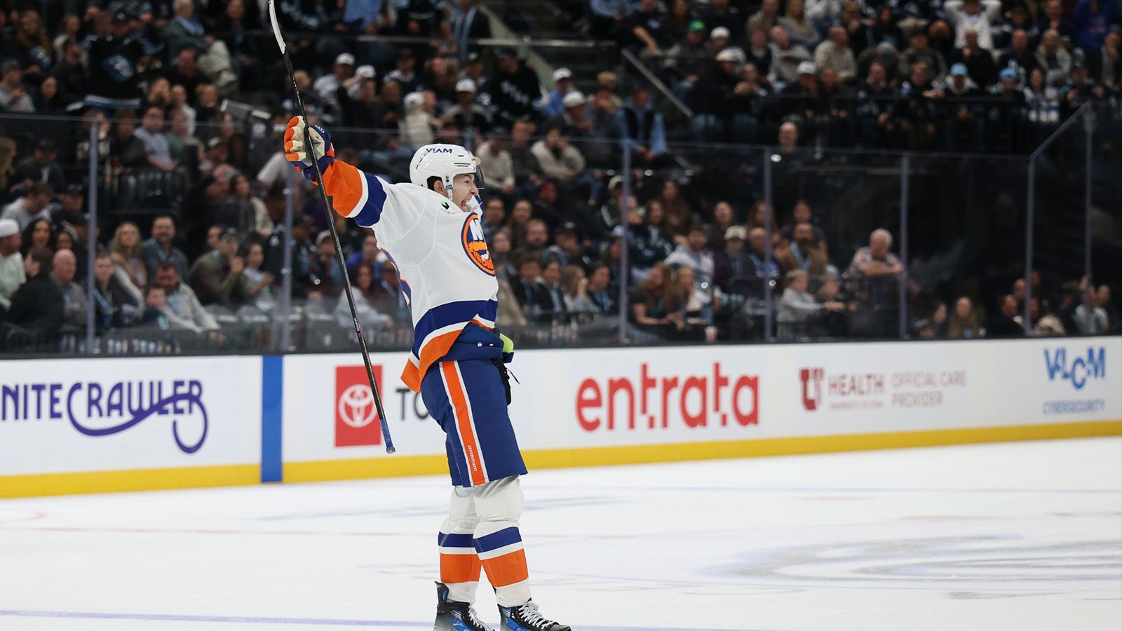 1600x900 Islanders news: Matthew Schaefer on verge of even more NHL history