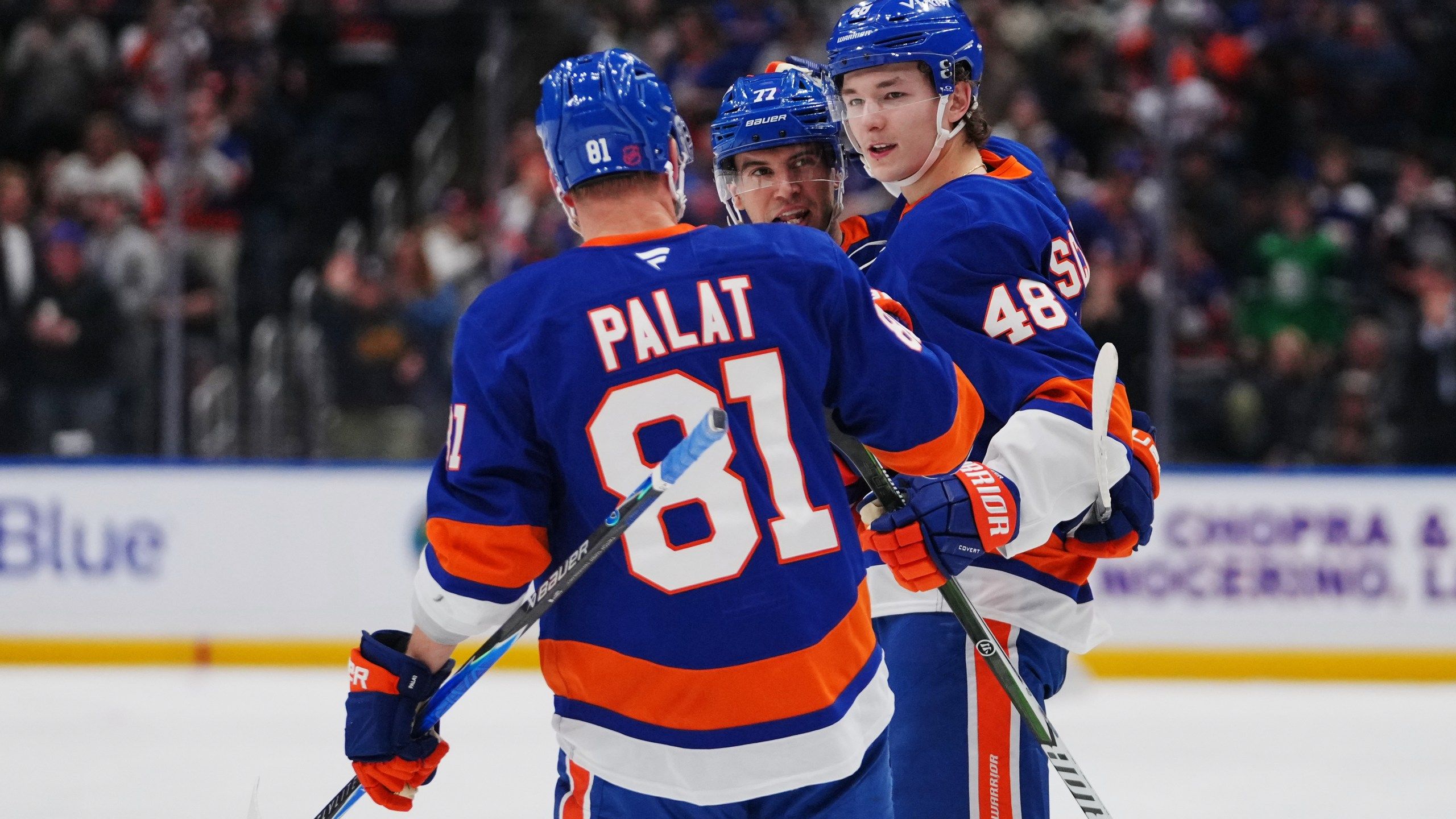 2560x1440 Islanders' Matthew Schaefer ties Brian Leetch's NHL record for goals by a rookie defenseman