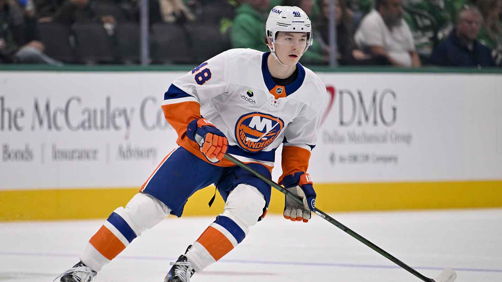 1600x900 Islanders news: Matthew Schaefer praises Scott Mayfield after first practice