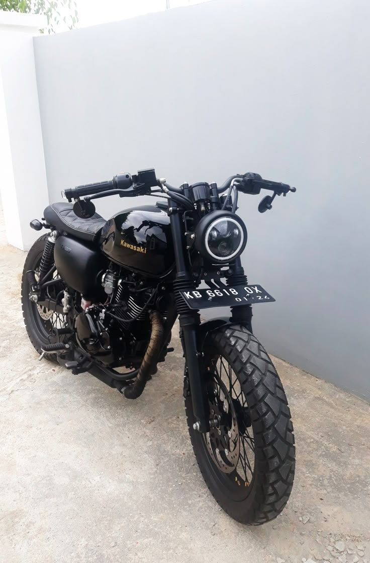 736x1119 Kawasaki W175 Bratstyle
