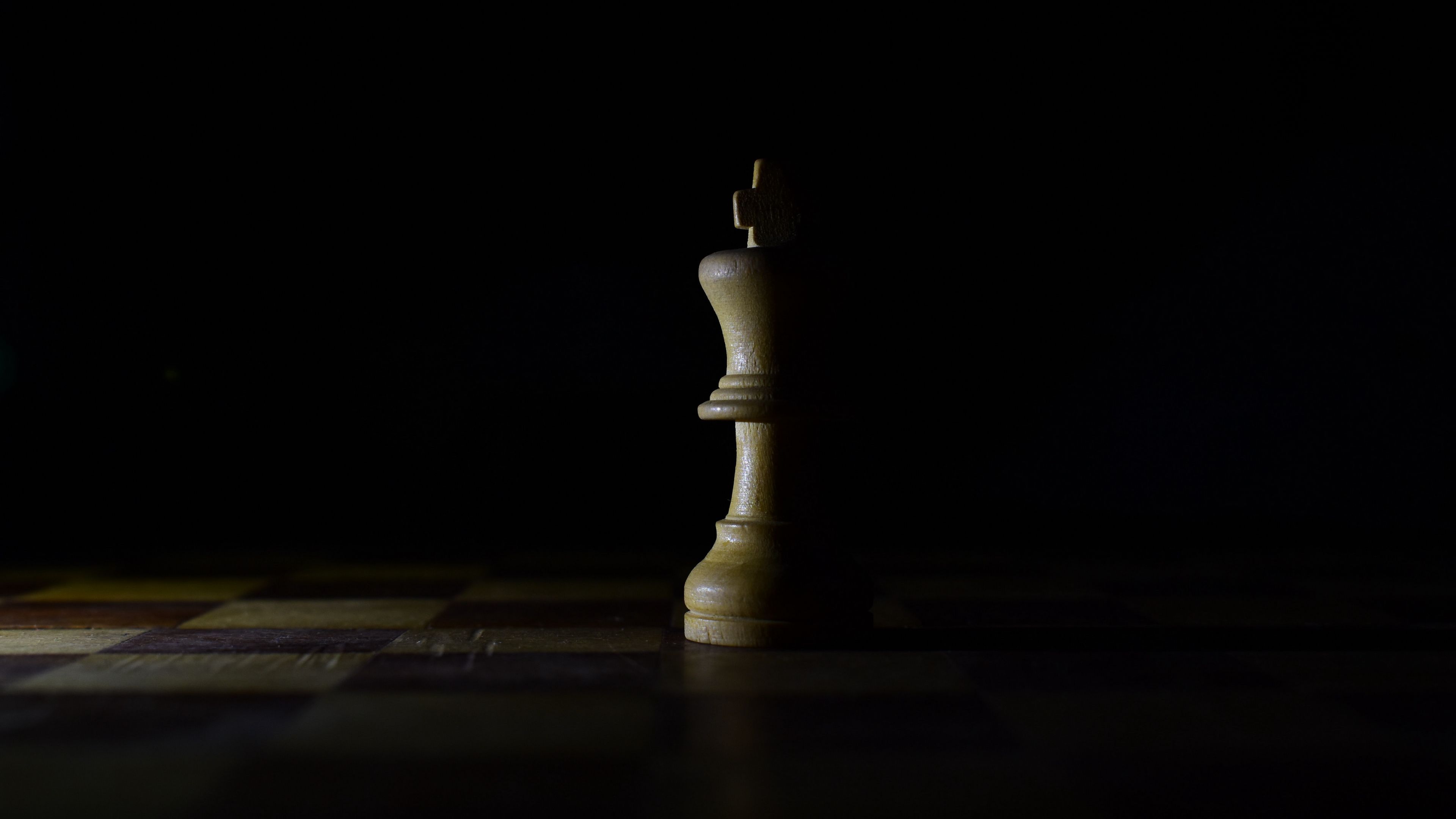 3840x2160 Download wallpaper 3840x2160 chess, king, figure, game, board, shadow, dark 4k uhd 16:9 HD background