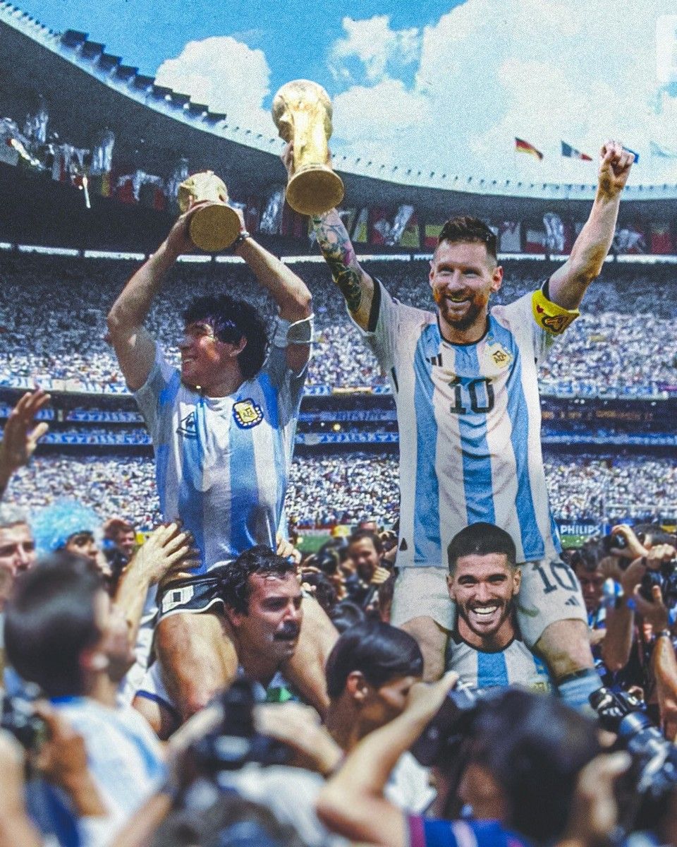 960x1200 Messi & Maradona, Hoisting World Cup Trophy Color Photo