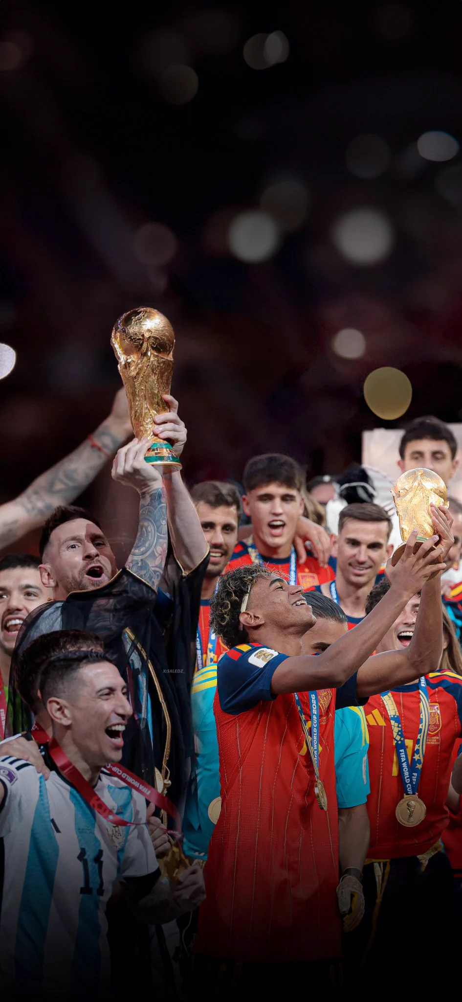 945x2048 Football Wallpaper on X: Lionel Messi & Lamine Yamal