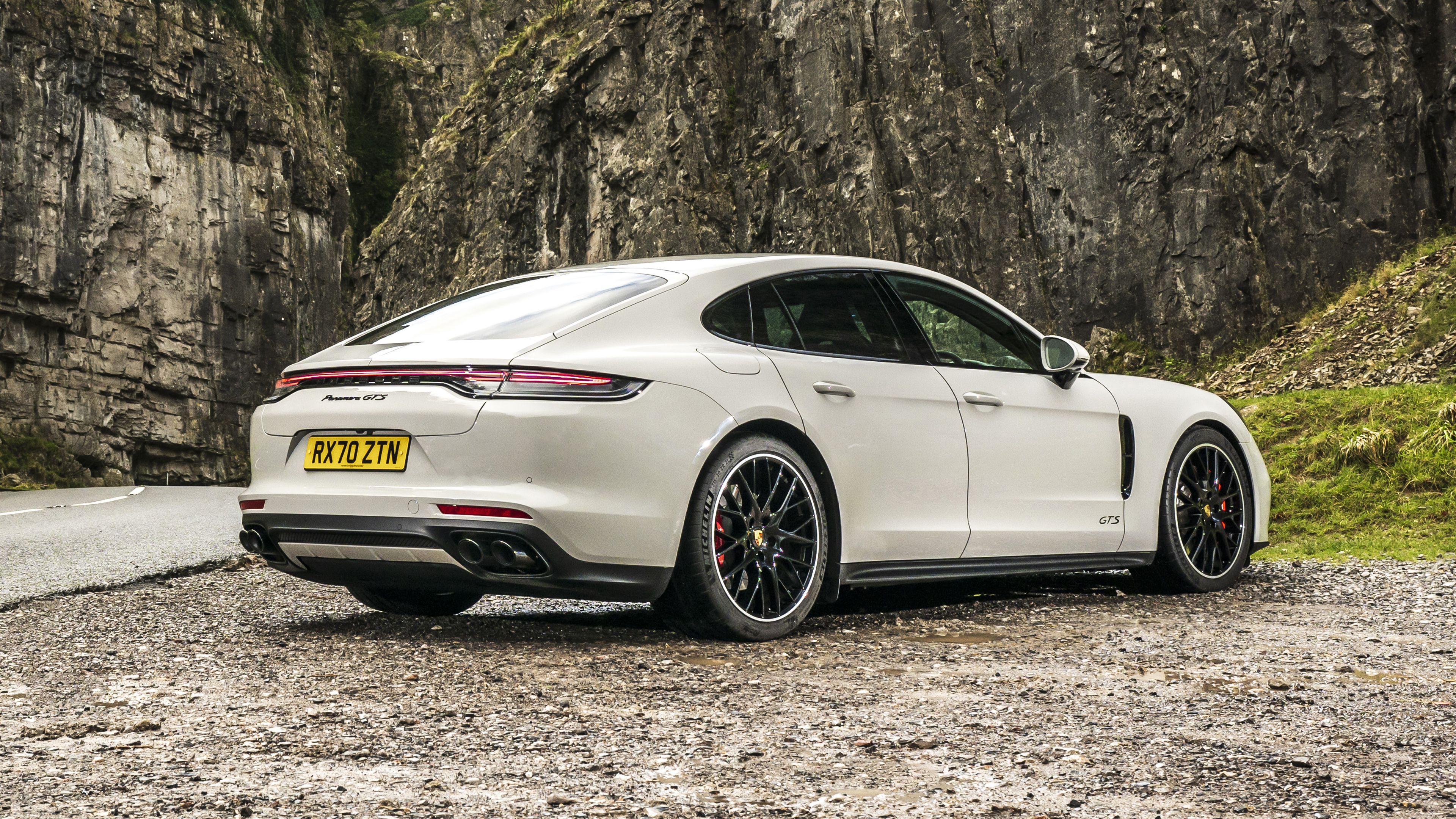 3840x2160 Porsche Panamera GTS 2020 4K HD Cars Wallpaper