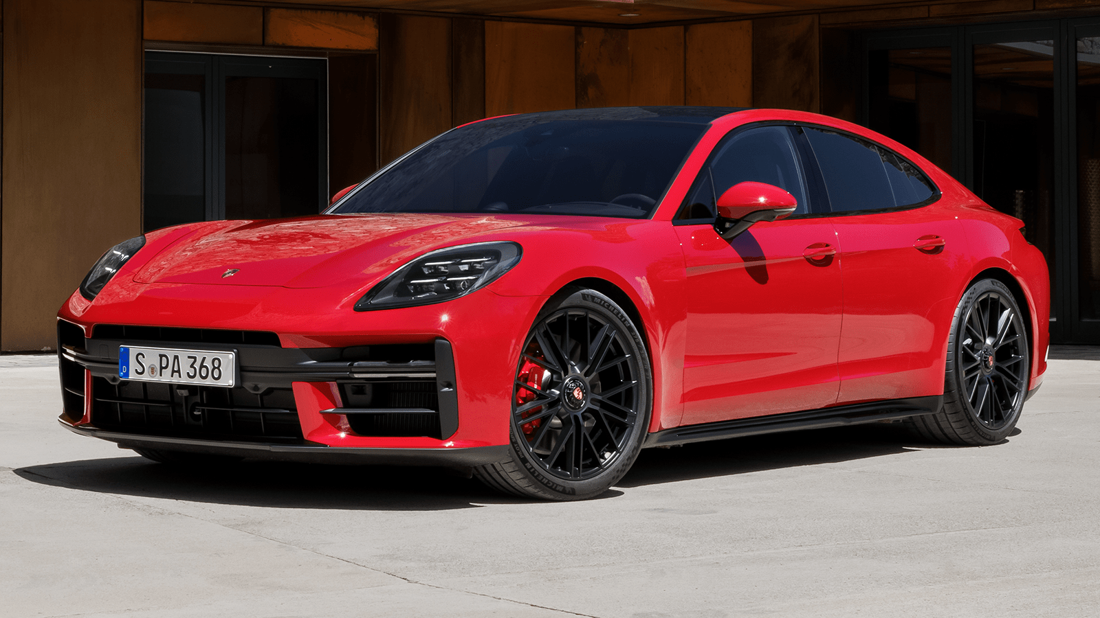 1600x900 Porsche Panamera Review: Expert Insights, Pricing, and Trims