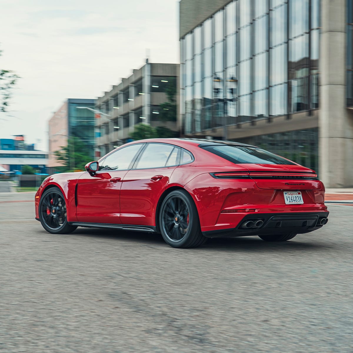 1200x1198 View Exterior Photo of the 2025 Porsche Panamera GTS