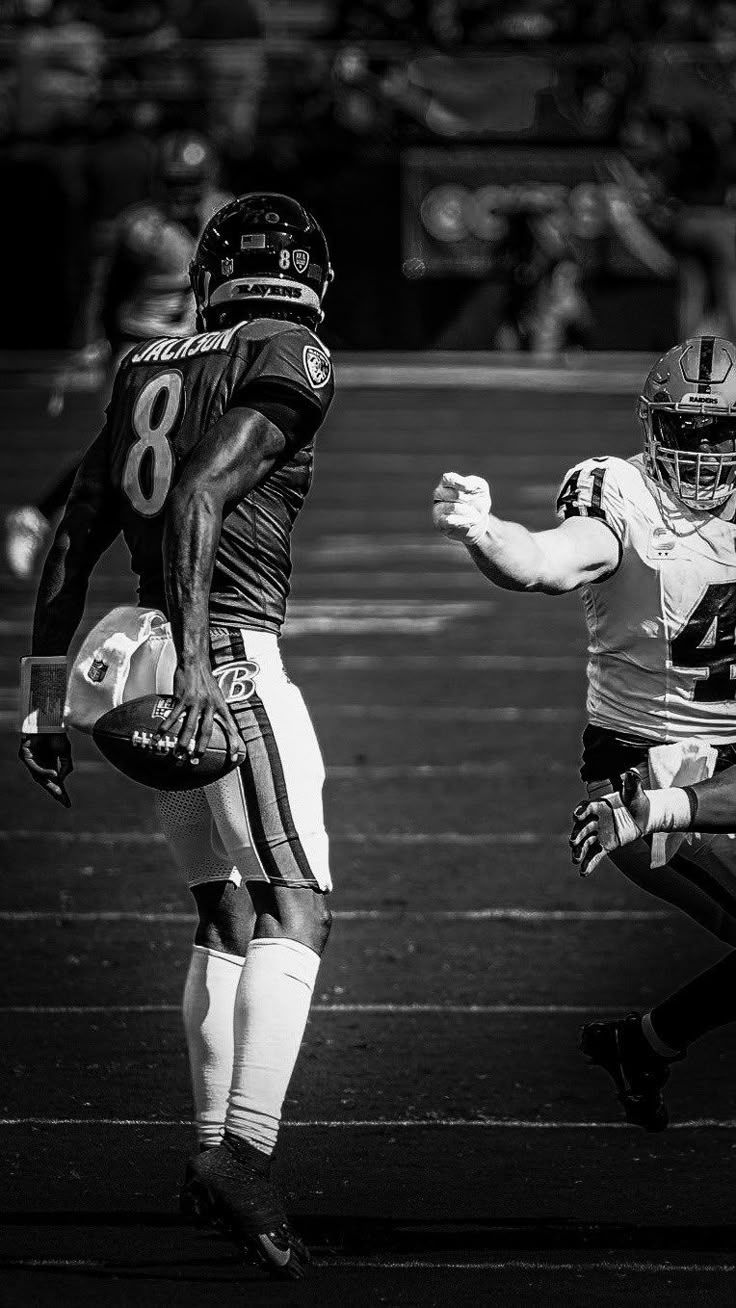 736x1308 Black and white american football. Black nfl wallpaper, Marlon humphrey wallpaper, Football stars