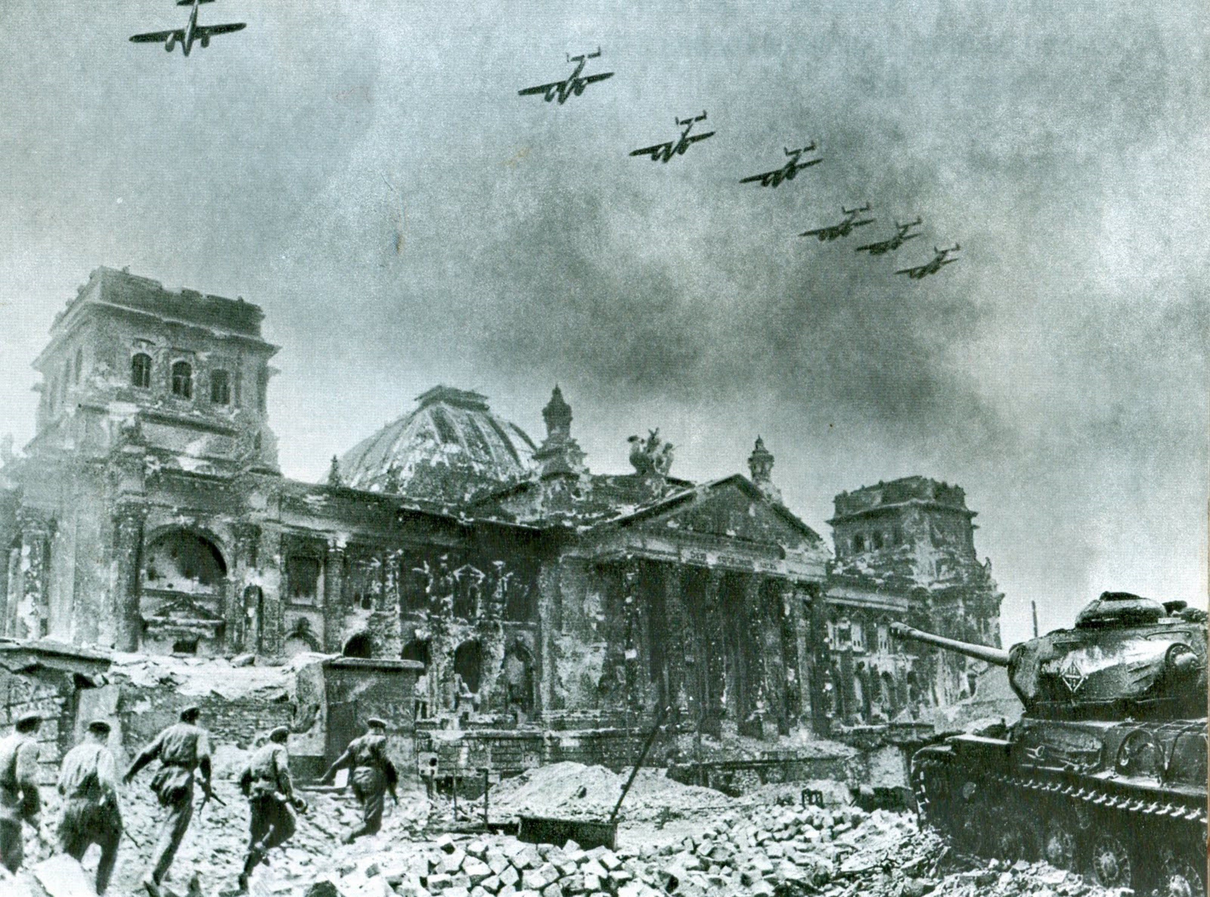 4000x2965 wwii, Warr, Russian, Berlin, Tank, Red, Army, Soviet, 4000x2965 Wallpaper HD / Desktop and Mobile Background