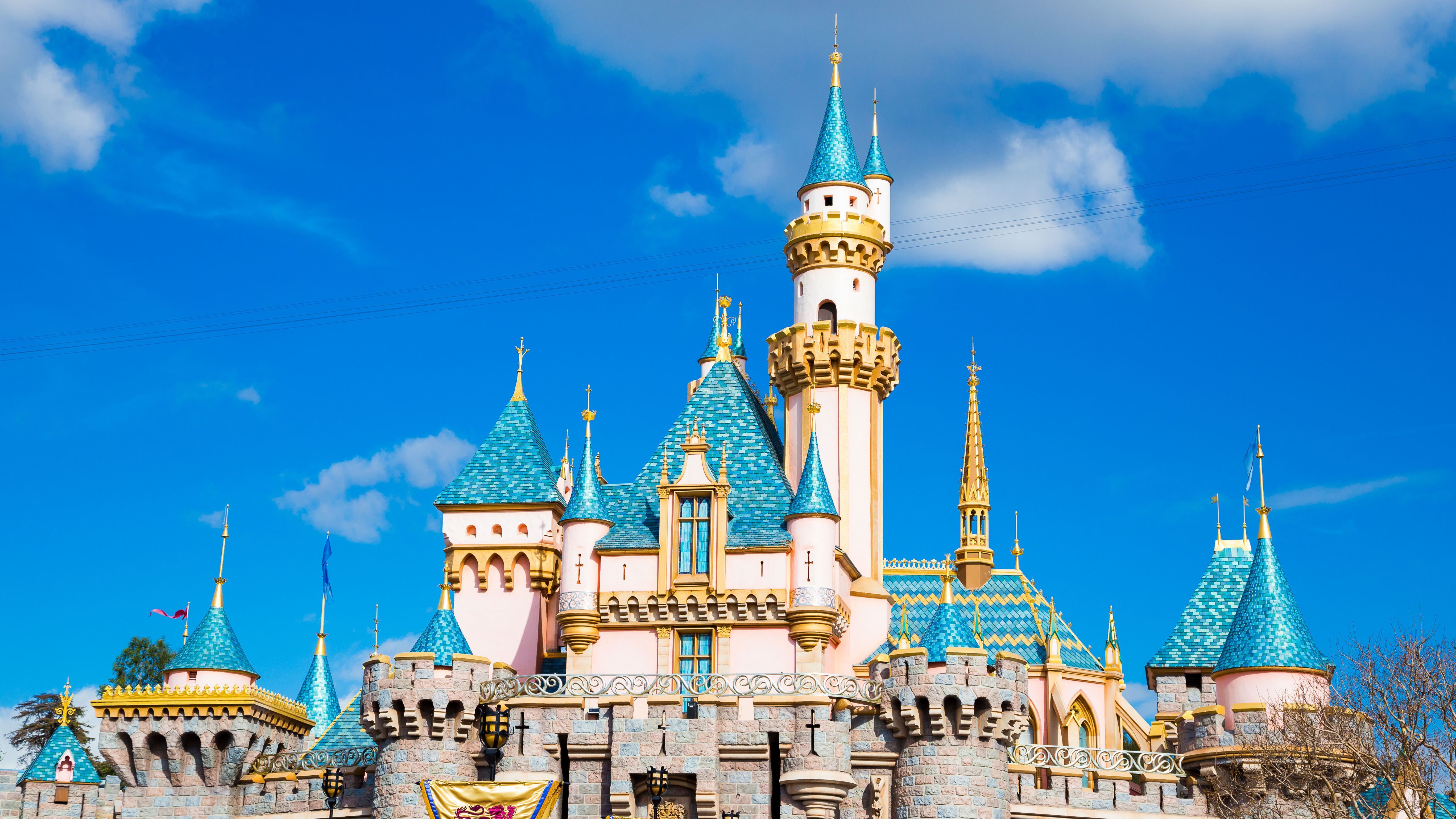 5472x3078 What to Know If You're Planning a Trip to Disneyland, California. Condé Nast Traveler