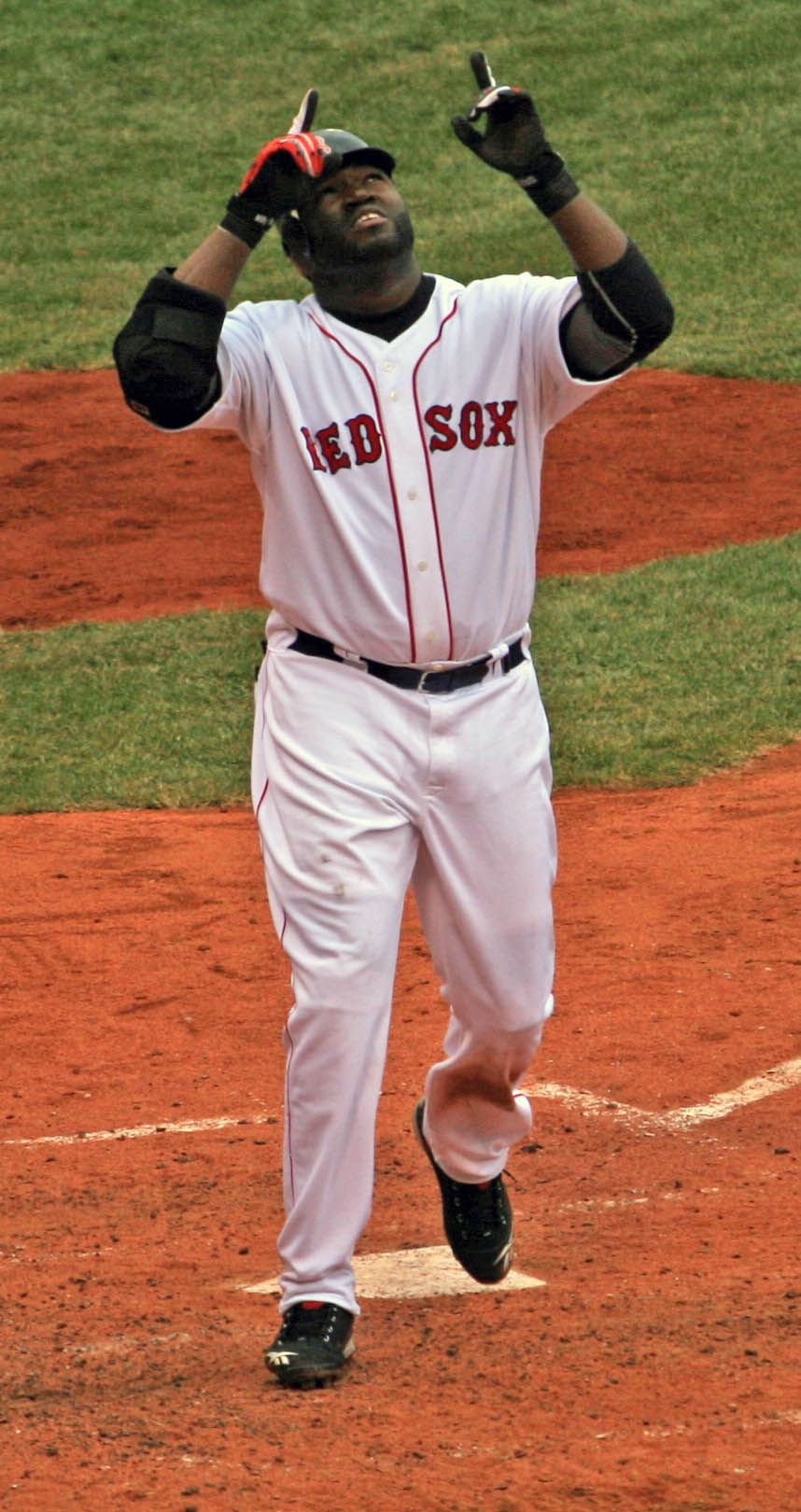 858x1620 