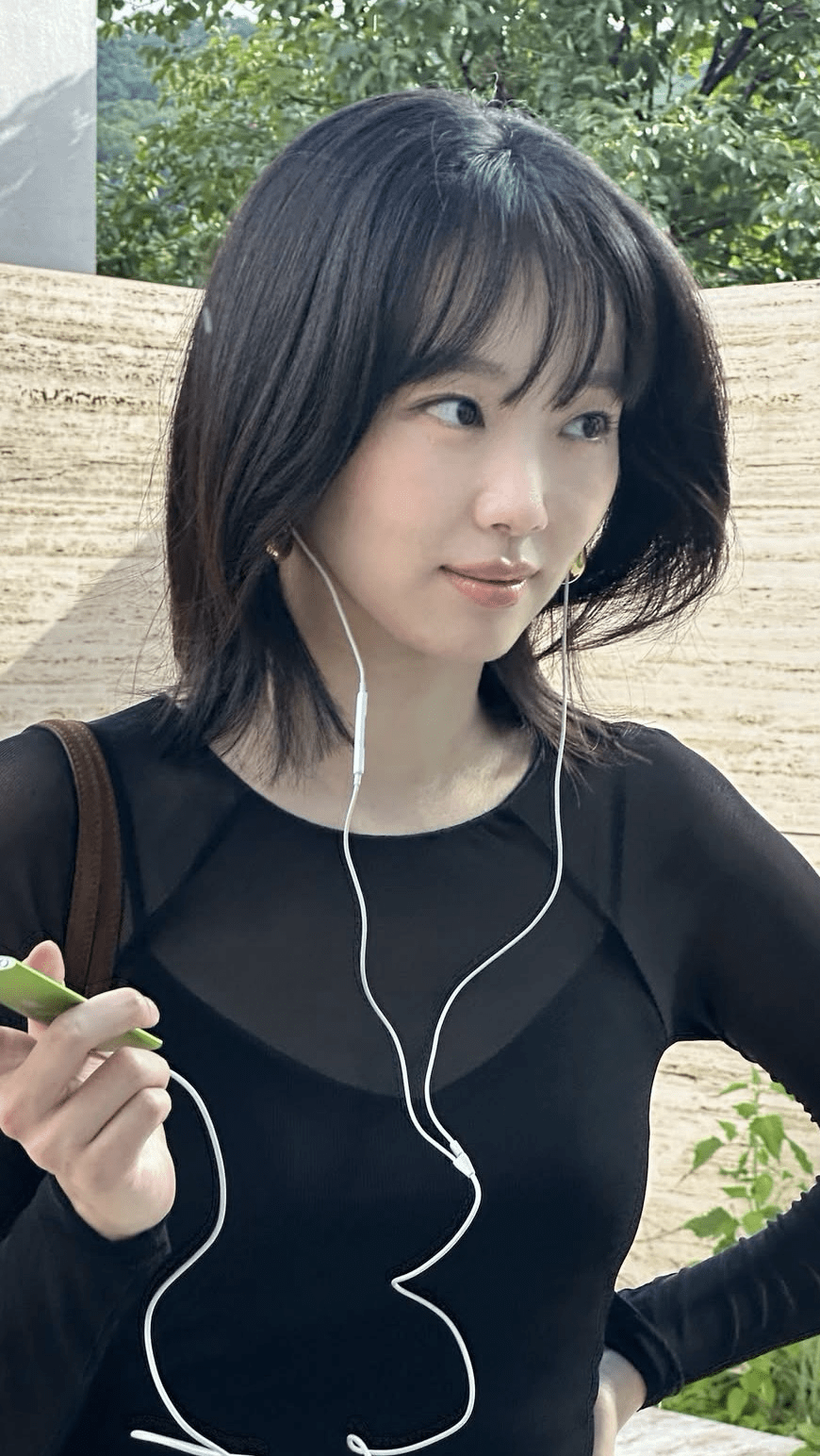 870x1544 Jin Ki Joo Wallpaper Free Download. High Quality Korean Actor & Actress Photo Collection