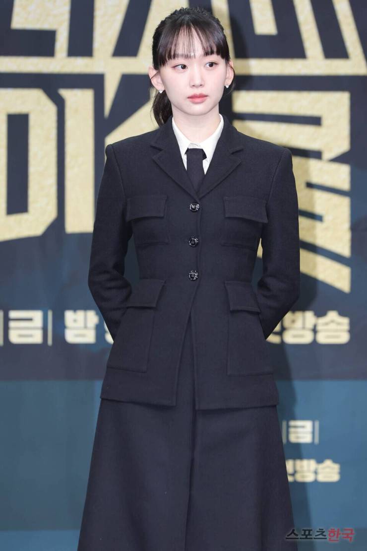 740x1110 Jin Ki Joo Gallery (진기주) HanCinema