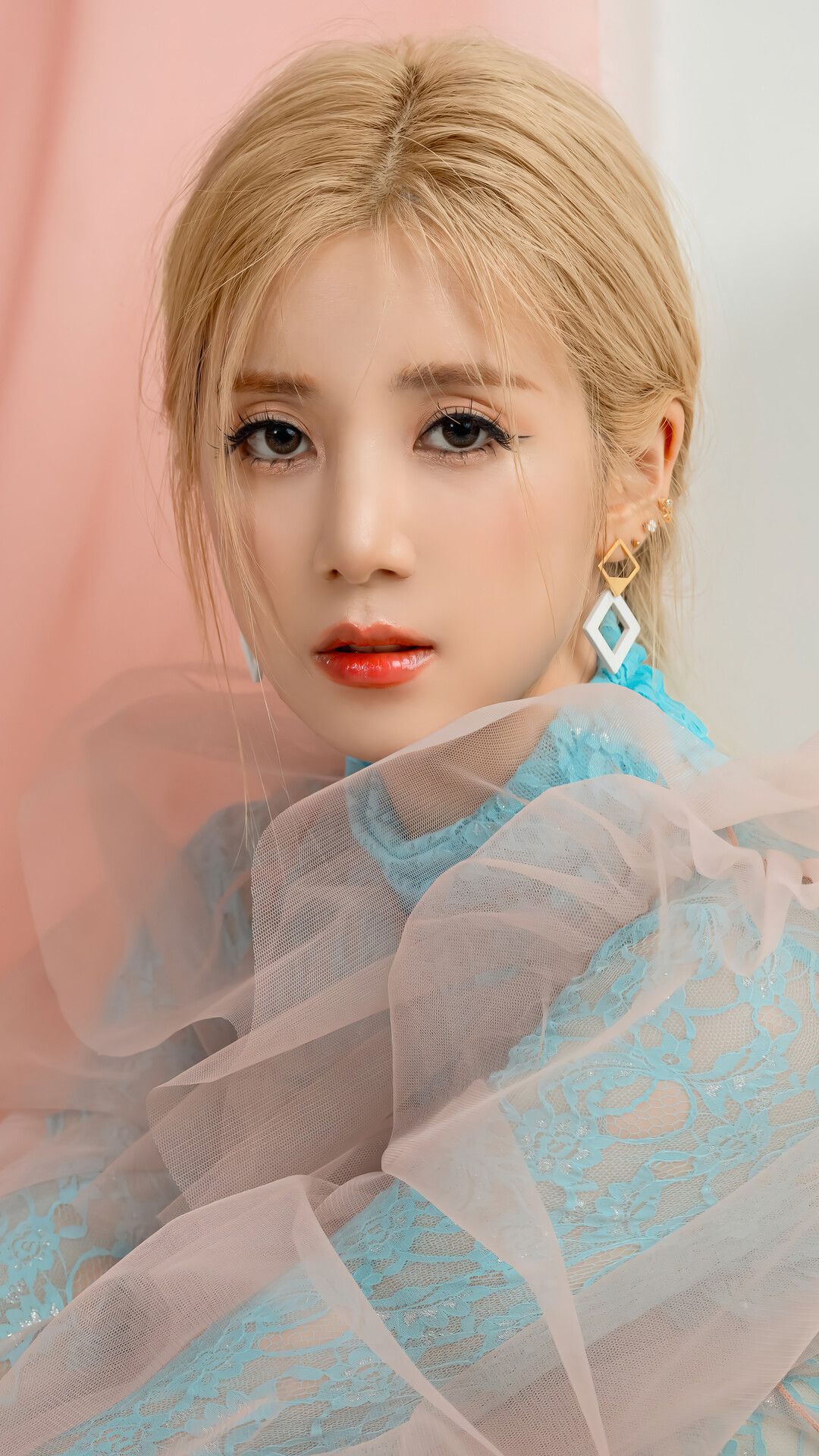 1080x1920 Chorong Chobom Copycat Apink 4K Wallpaper iPhone HD Phone g