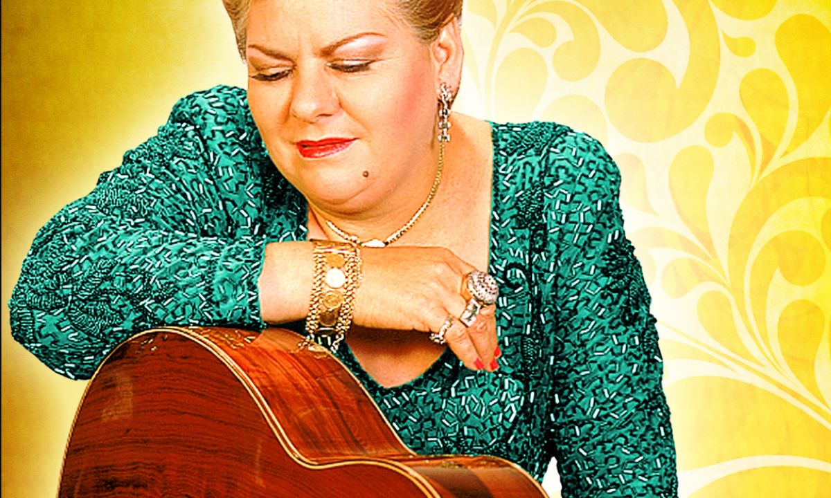 1200x720 Ana Bárbara Honors Paquita La Del Barrio