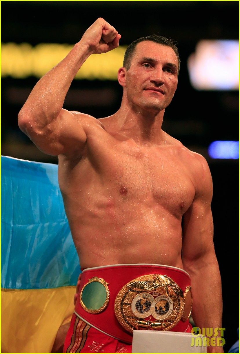 828x1222 Hayden Panettiere's Fiance Wladimir Klitschko Retires from Boxing. Just Jared News, Entertainment News & Photo