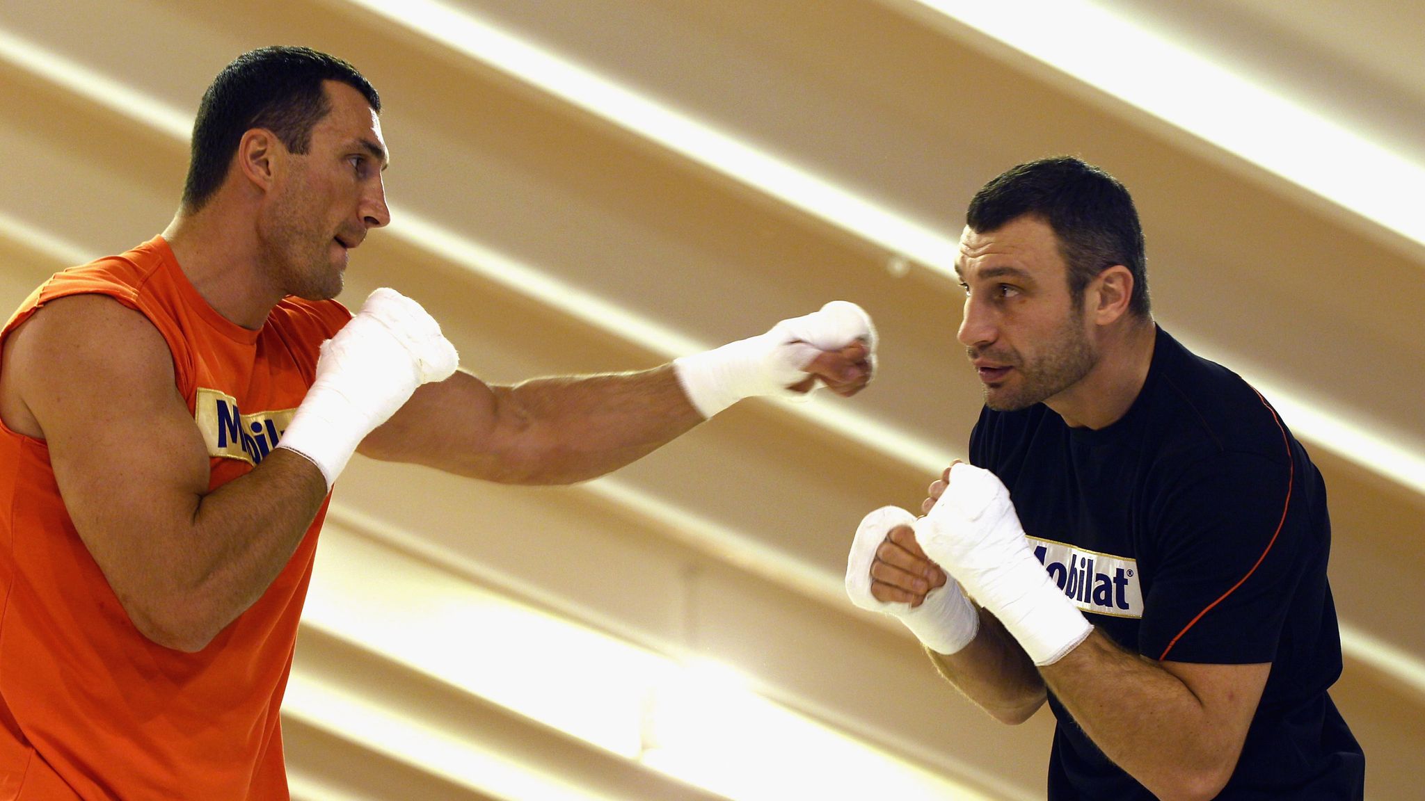 2048x1152 Wladimir Klitschko unrecognisable against Tyson Fury, says Vitali