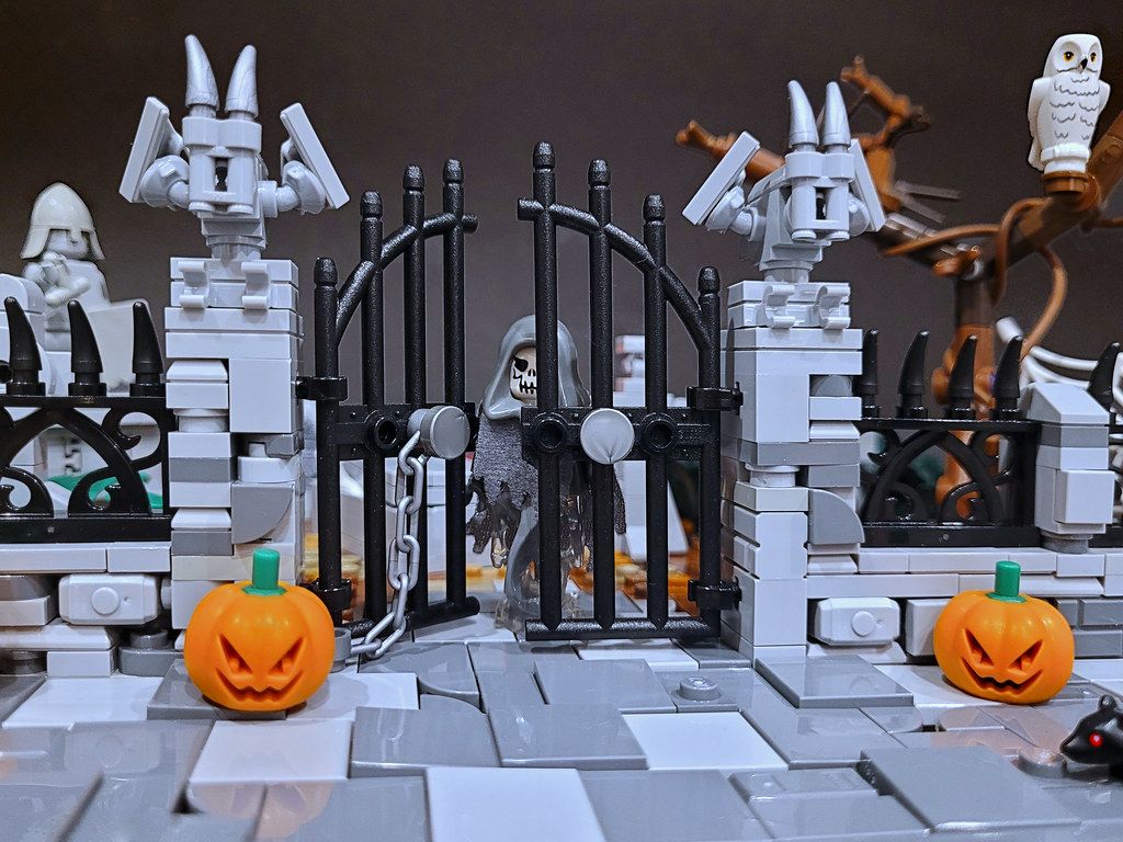 1024x768 The Graveyard. Happy Halloween!. martin.with.bricks