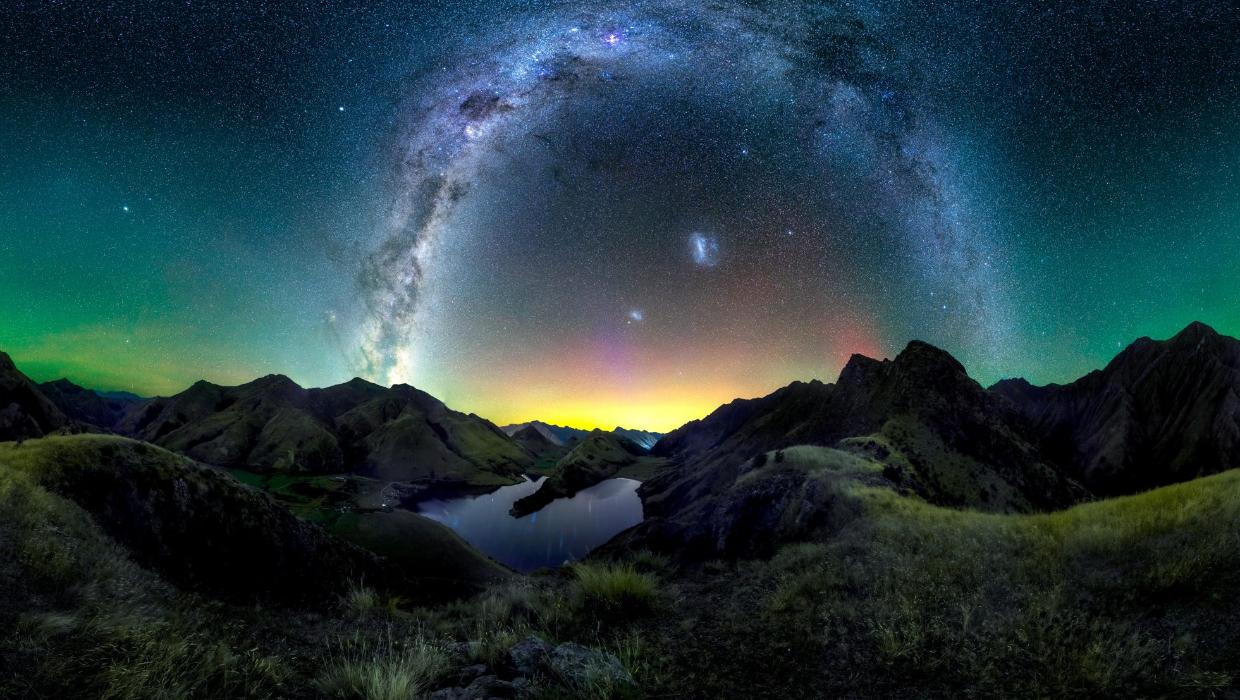 1240x700 Astro photographers capture New Zealand's starry night sky like never before