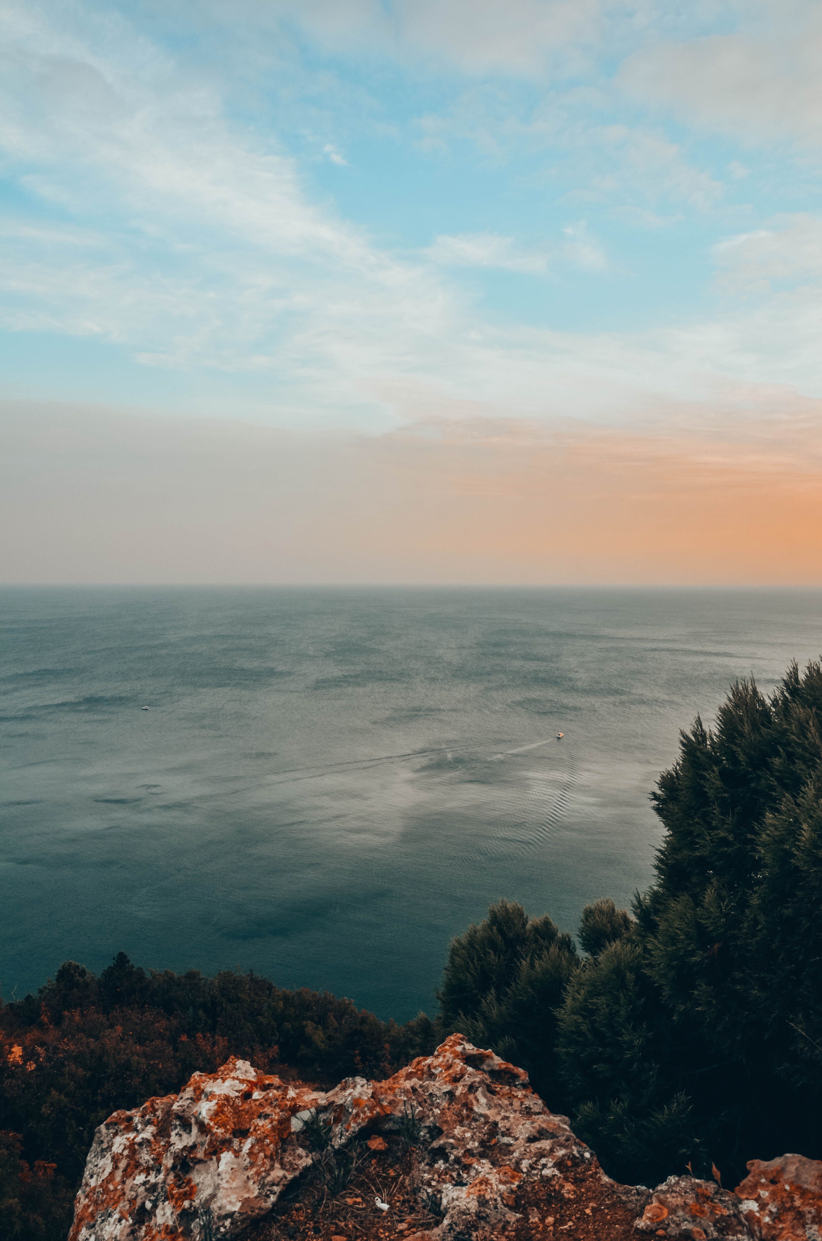 3264x4928 Serene Seascape at Twilight in Sevastopol · Free