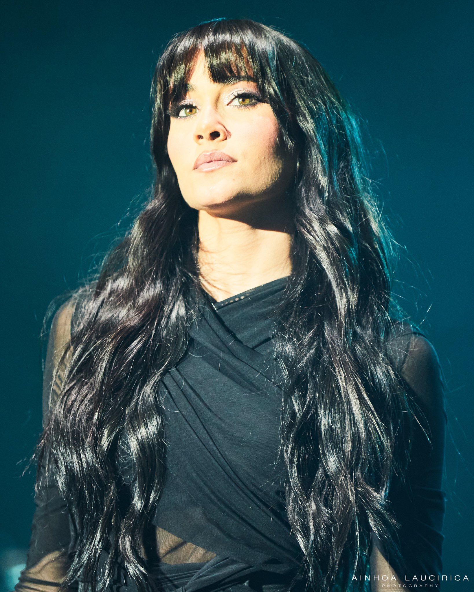 1638x2048 Shining Star: Aitana Ocaña in Concert Wallpaper to your mobile from PHONEKY