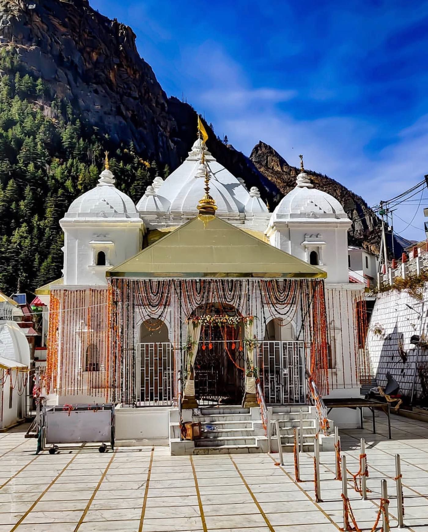 1400x1742 Gangotri Temple Wallpaper