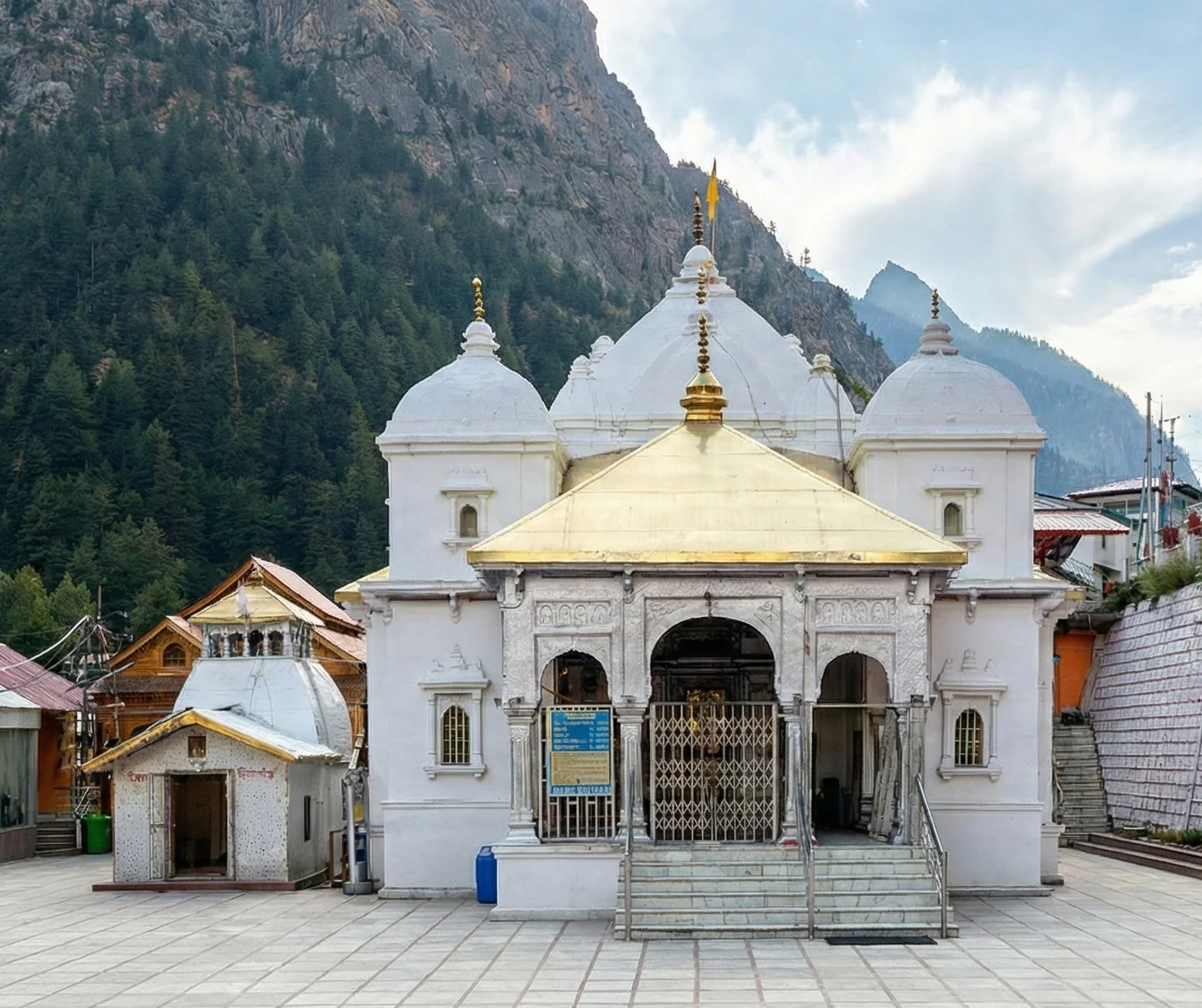 1559x1307 Gangotri Temple