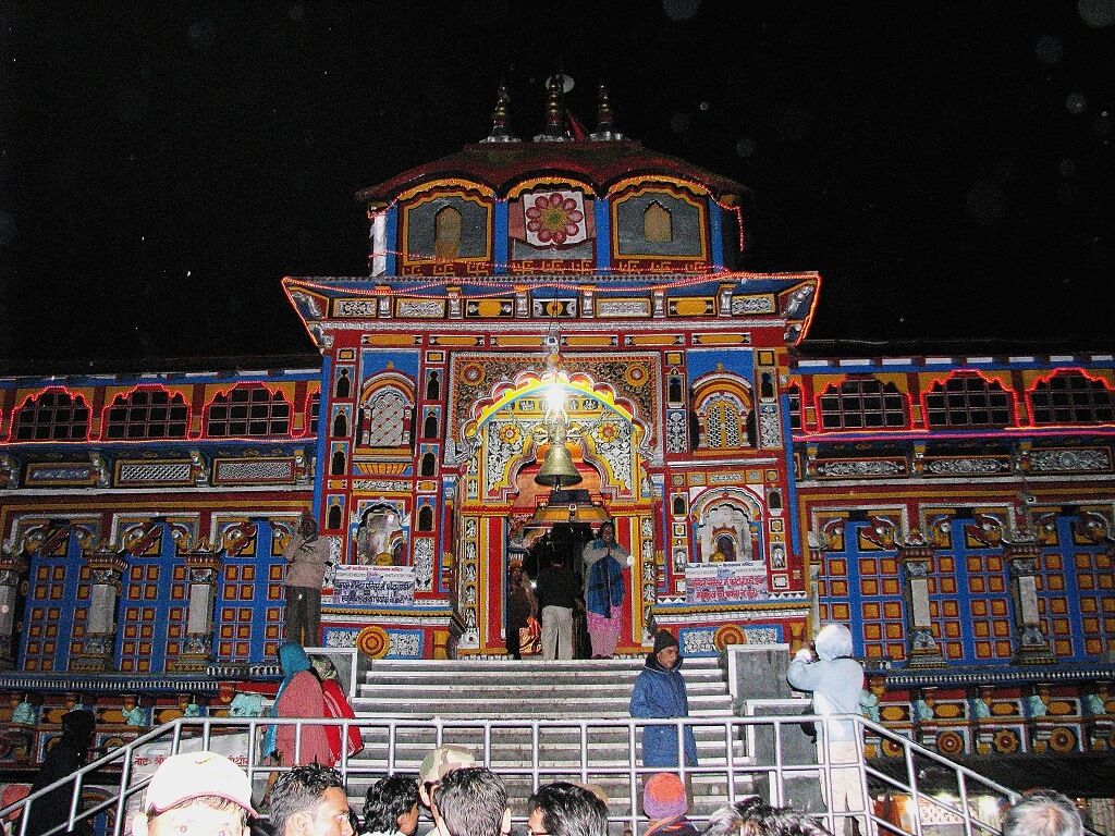 1024x768 Teen Dham Yatra. Gangotri Kedarnath Badrinath