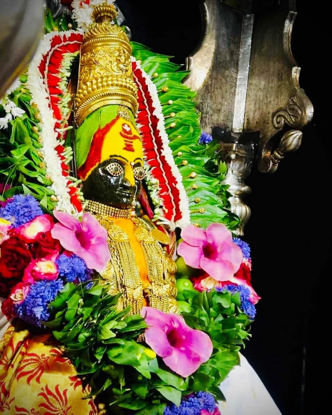 1080x1350 Maharashtra Tourism on X: The temple of Shri Tulja Bhavani Devi at Tuljapur is one of the three and a half Shakti Peeths in Maharashtra. On the tenth day, thousands of devotees