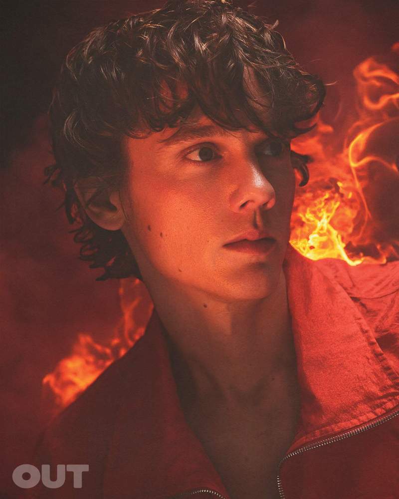 800x1000 Evil Dead Burn's Hunter Doohan: Rise of a gay scream king
